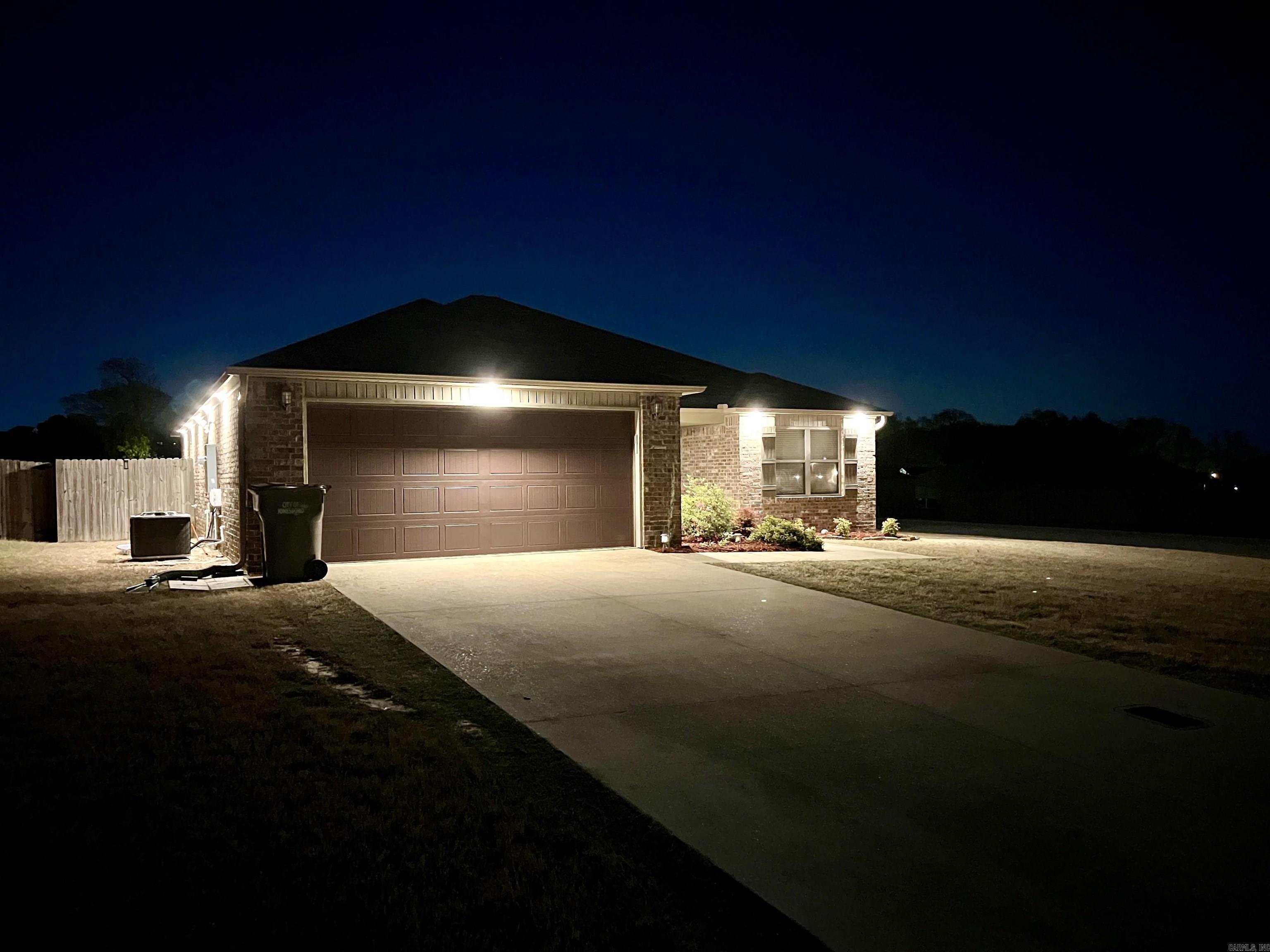 JUDE'S CROSSING - Residential