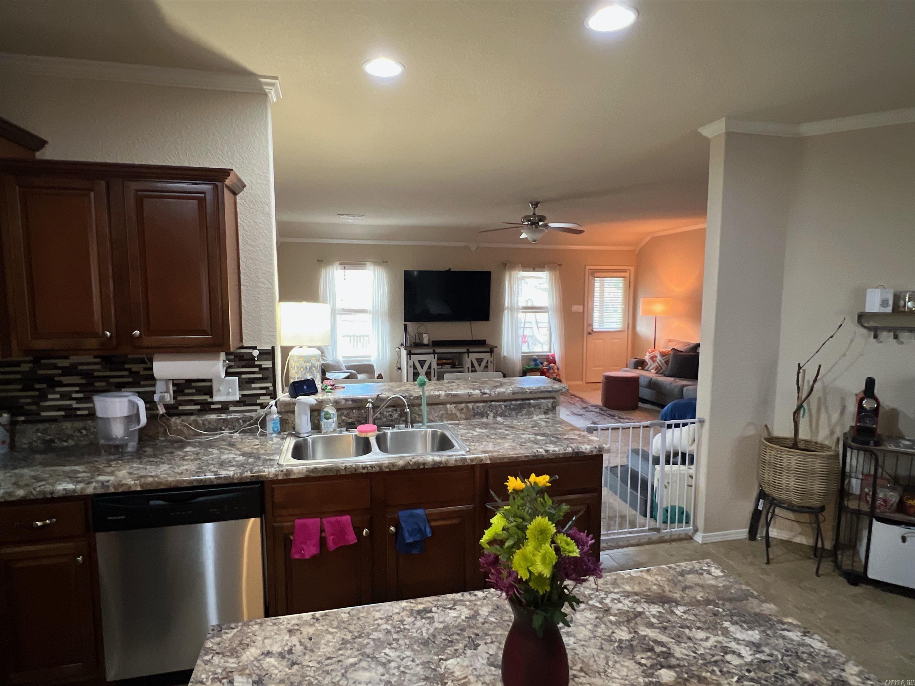 JUDE'S CROSSING - Residential