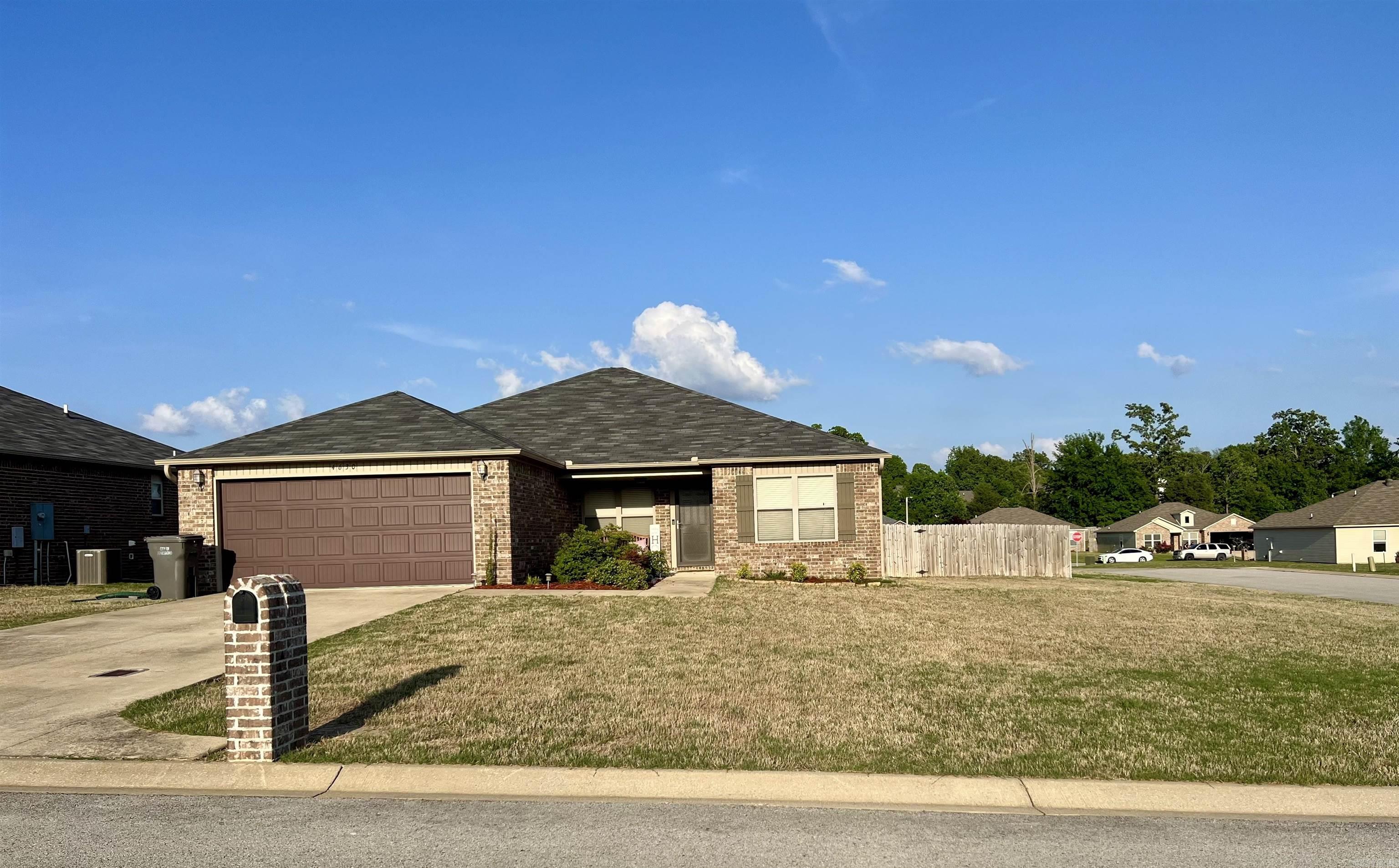 JUDE'S CROSSING - Residential