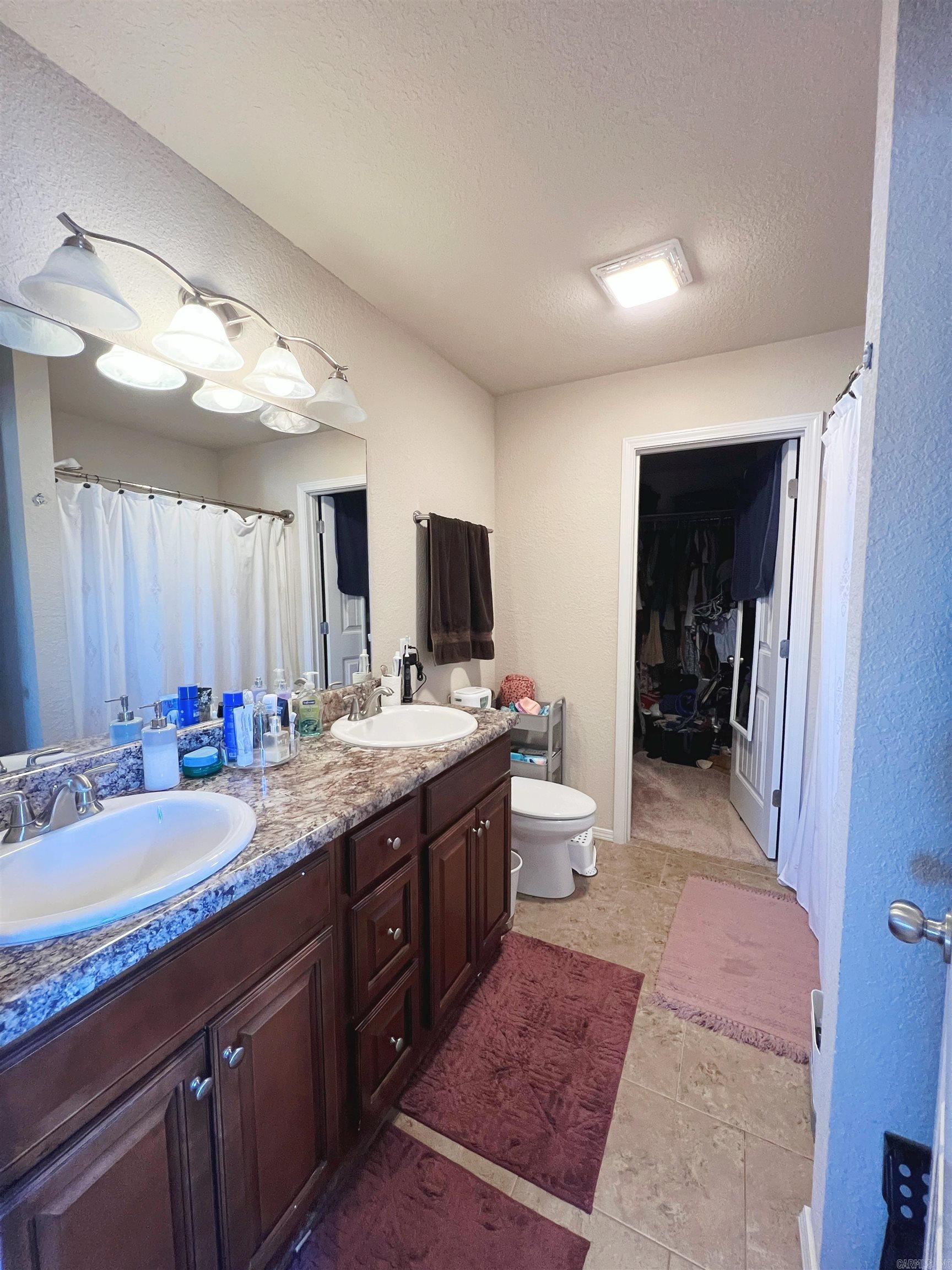 JUDE'S CROSSING - Residential