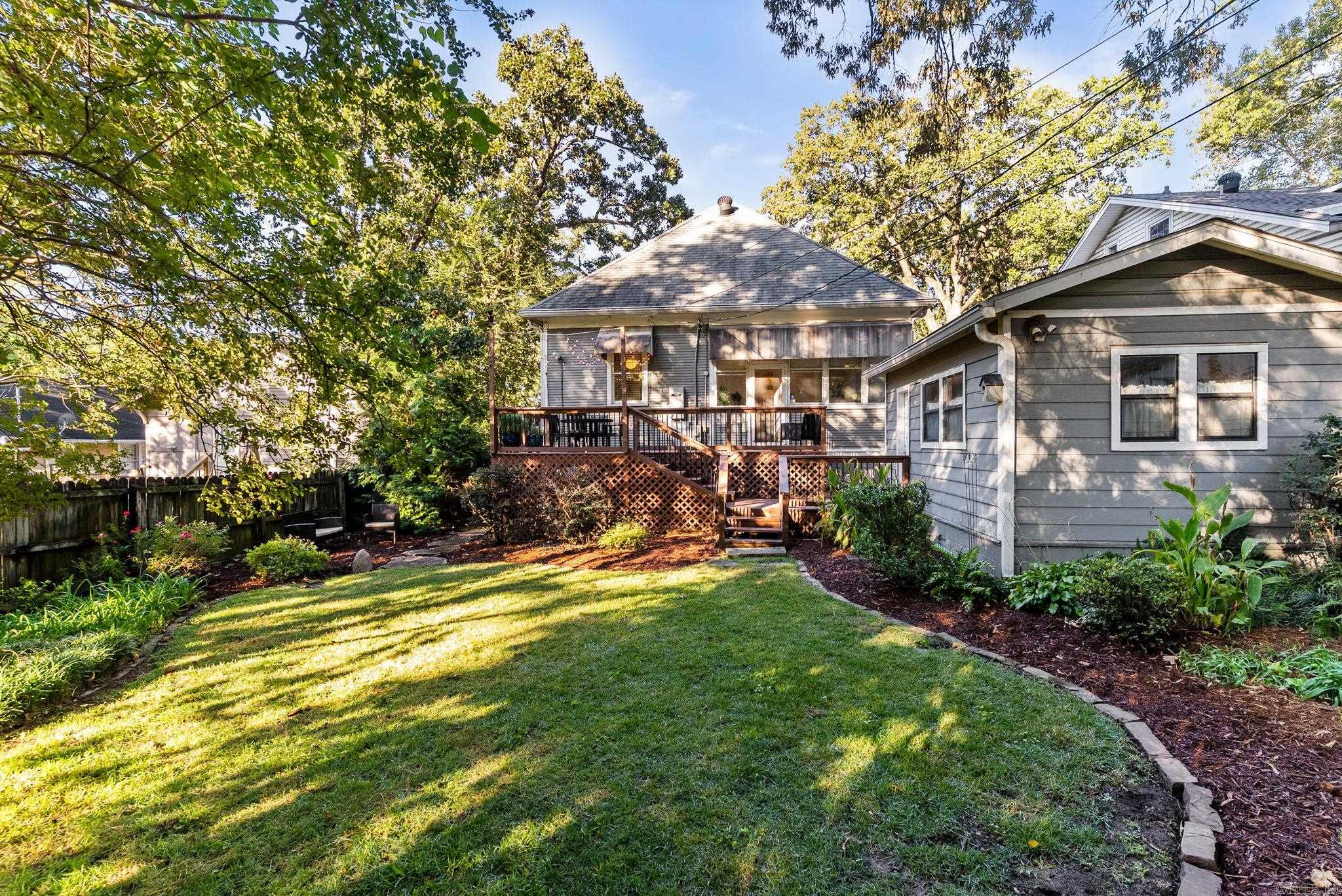 ELMHURST - Residential