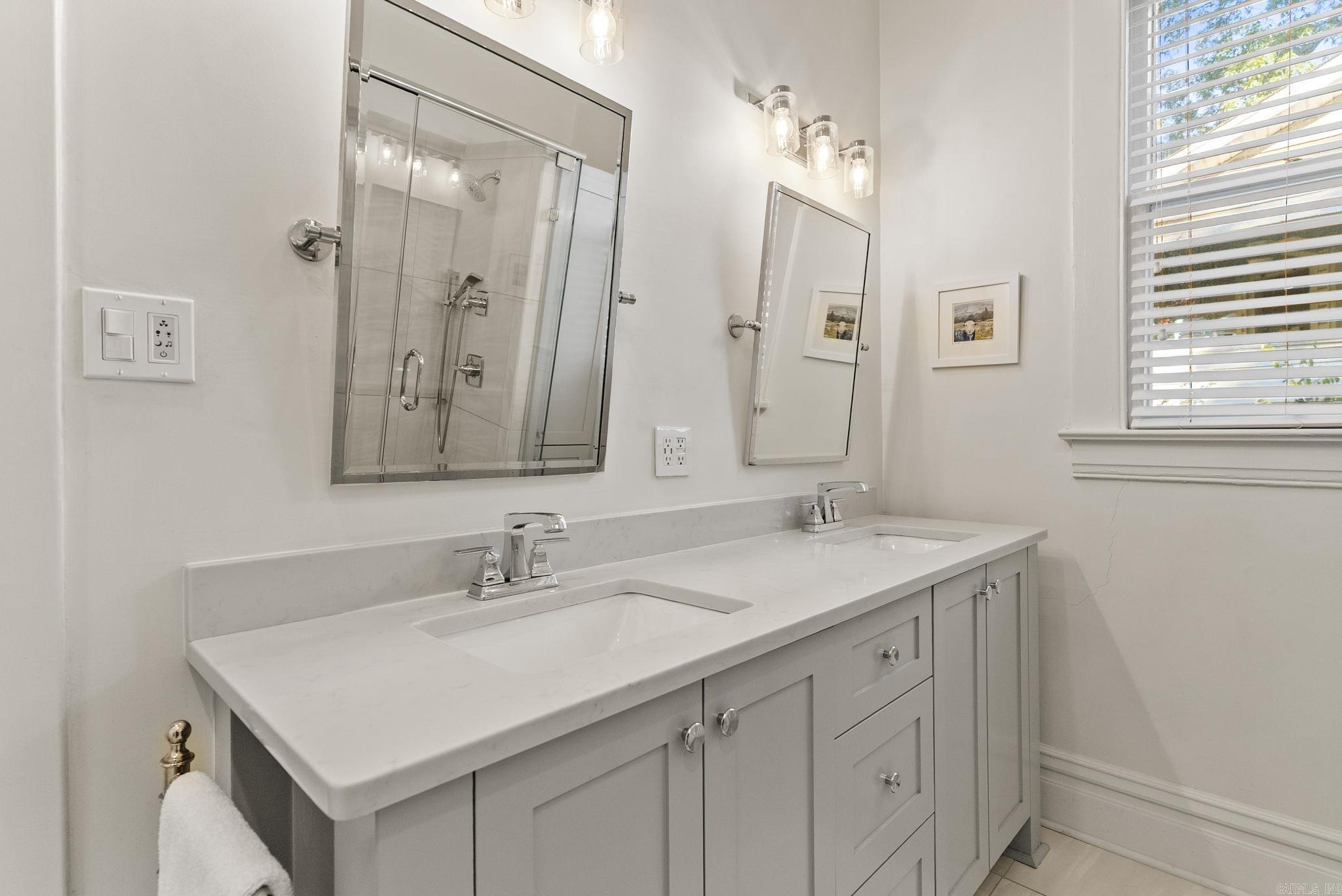 ELMHURST - Residential
