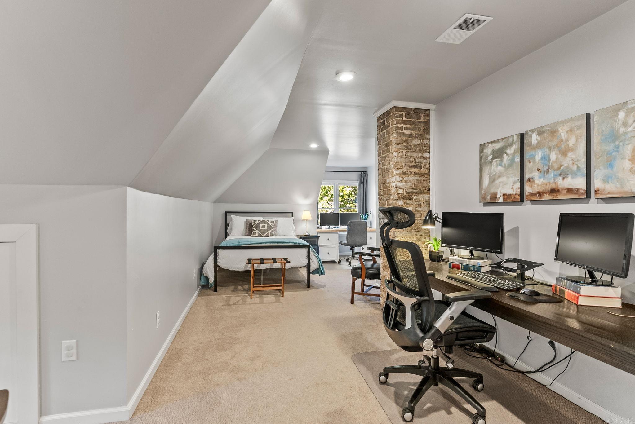 ELMHURST - Residential