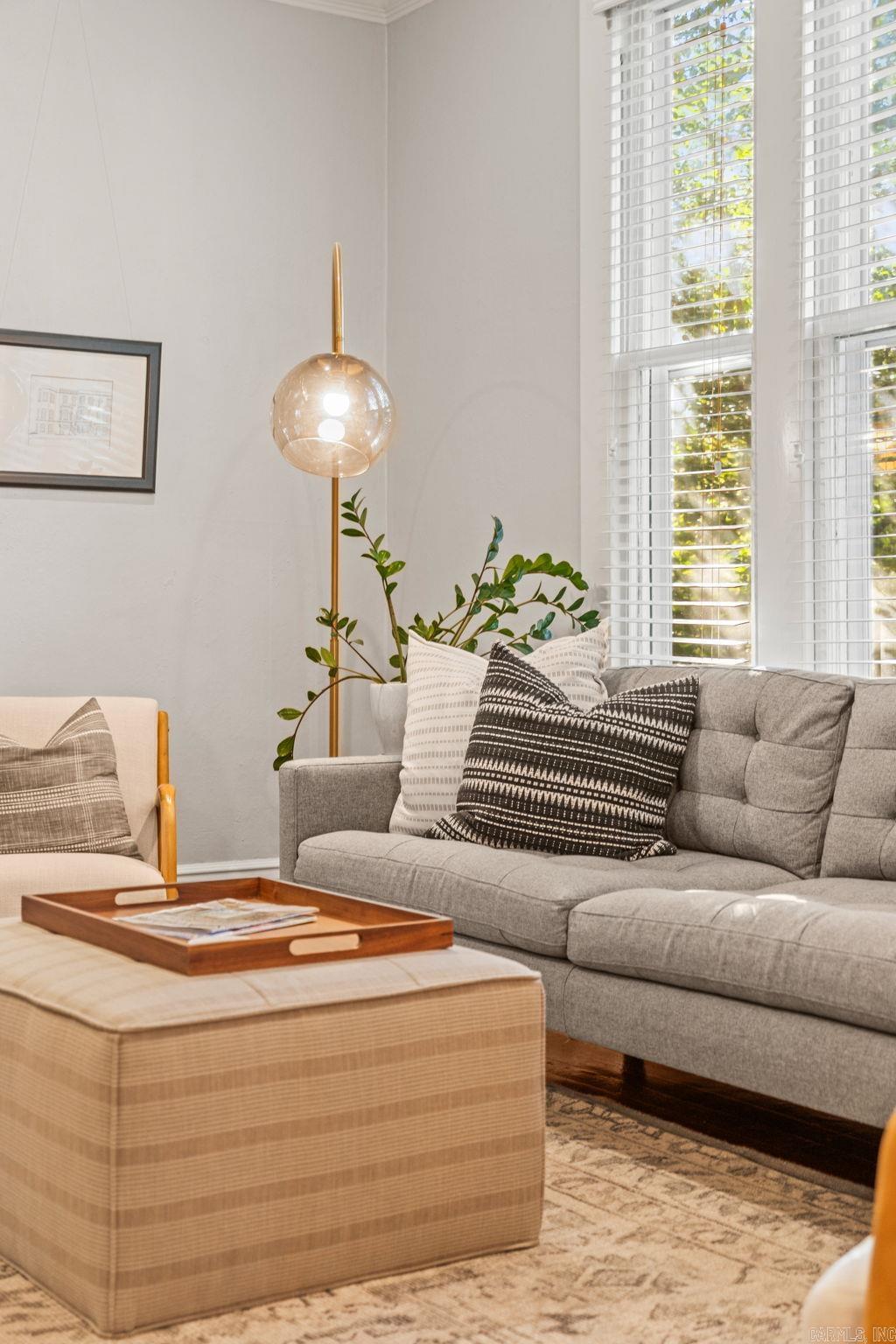 ELMHURST - Residential