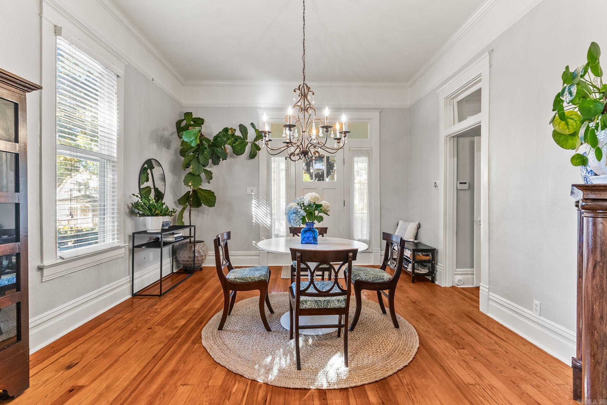 ELMHURST - Residential