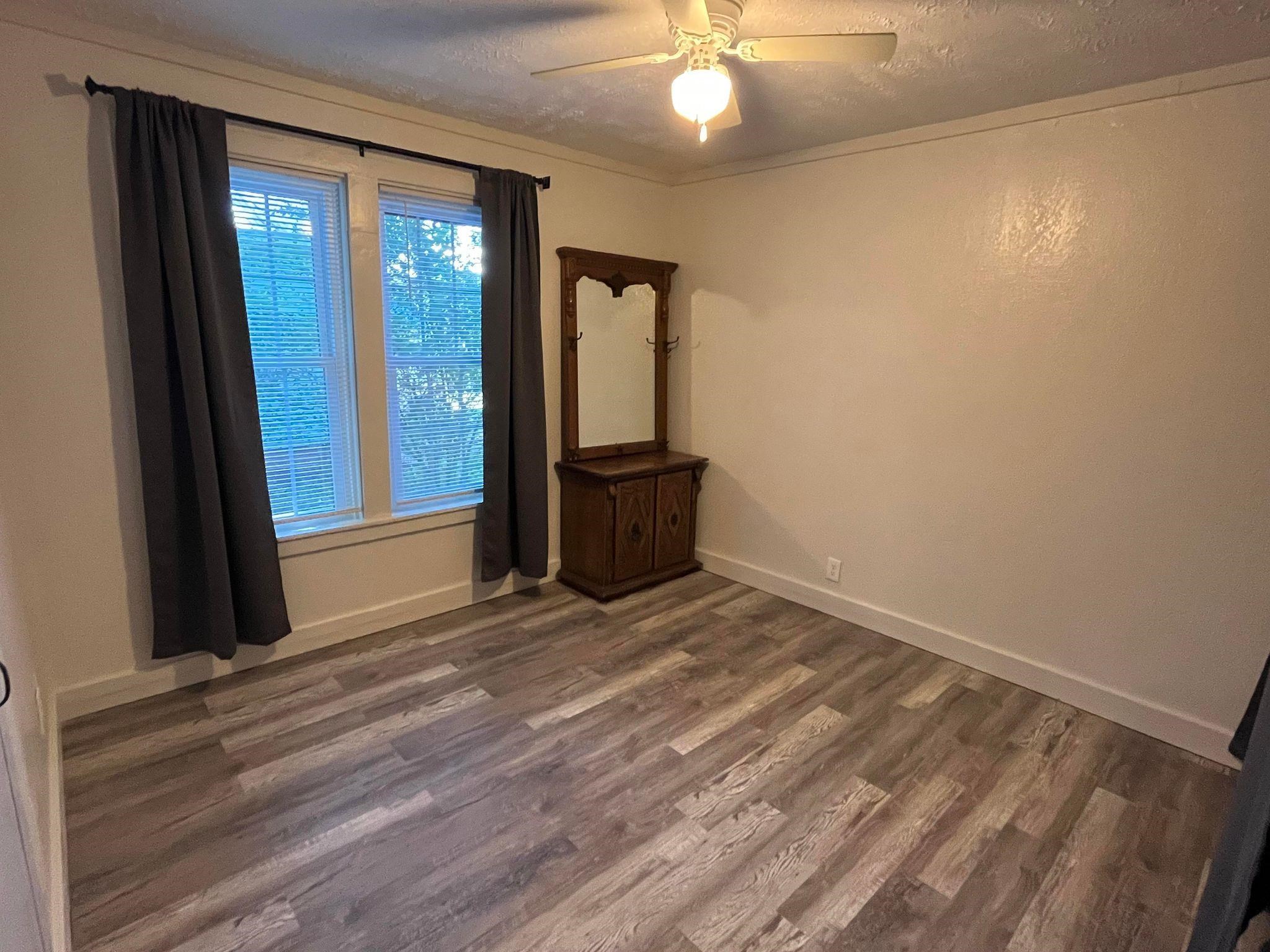 Mena Original - Residential