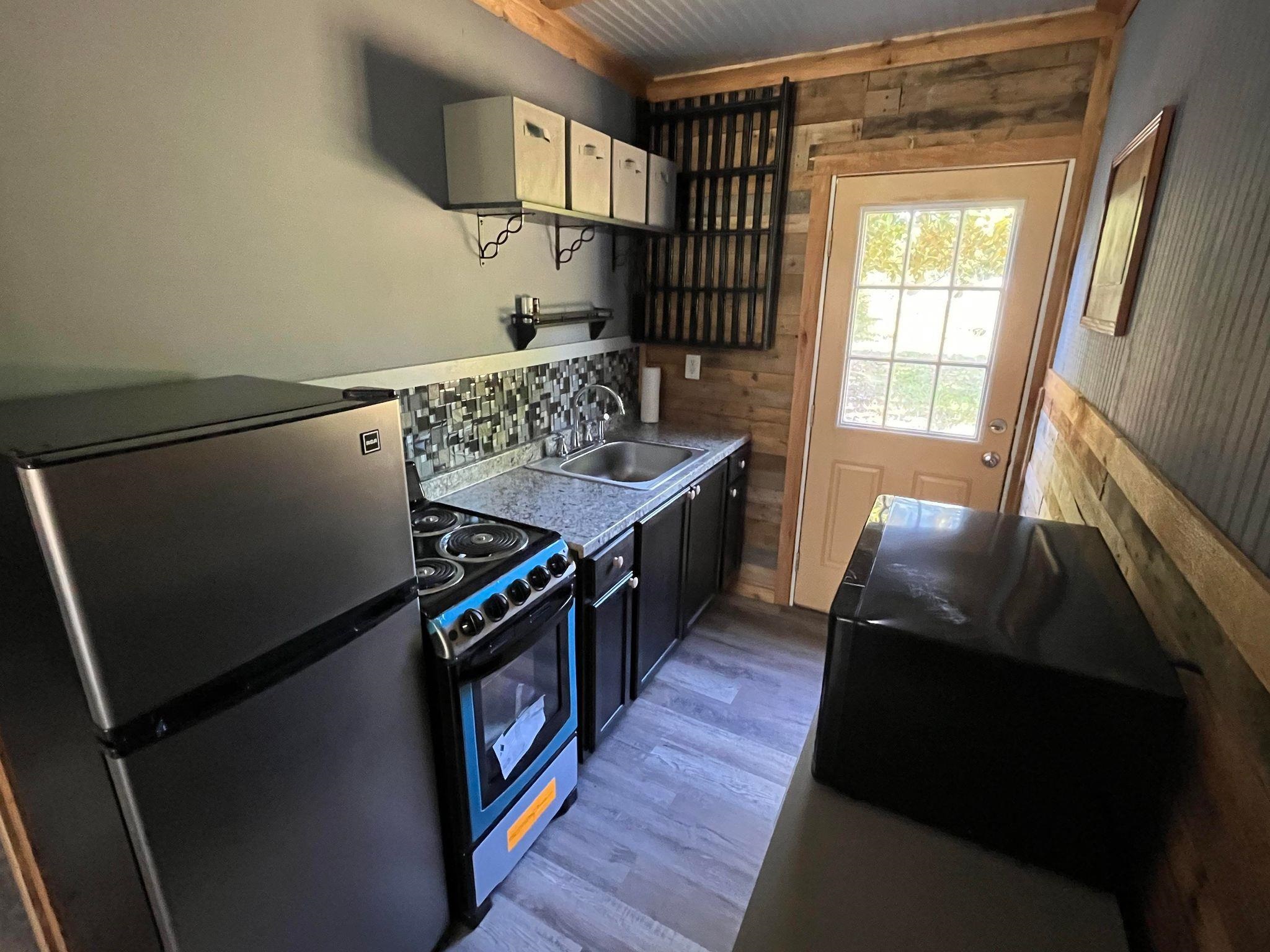 Mena Original - Residential