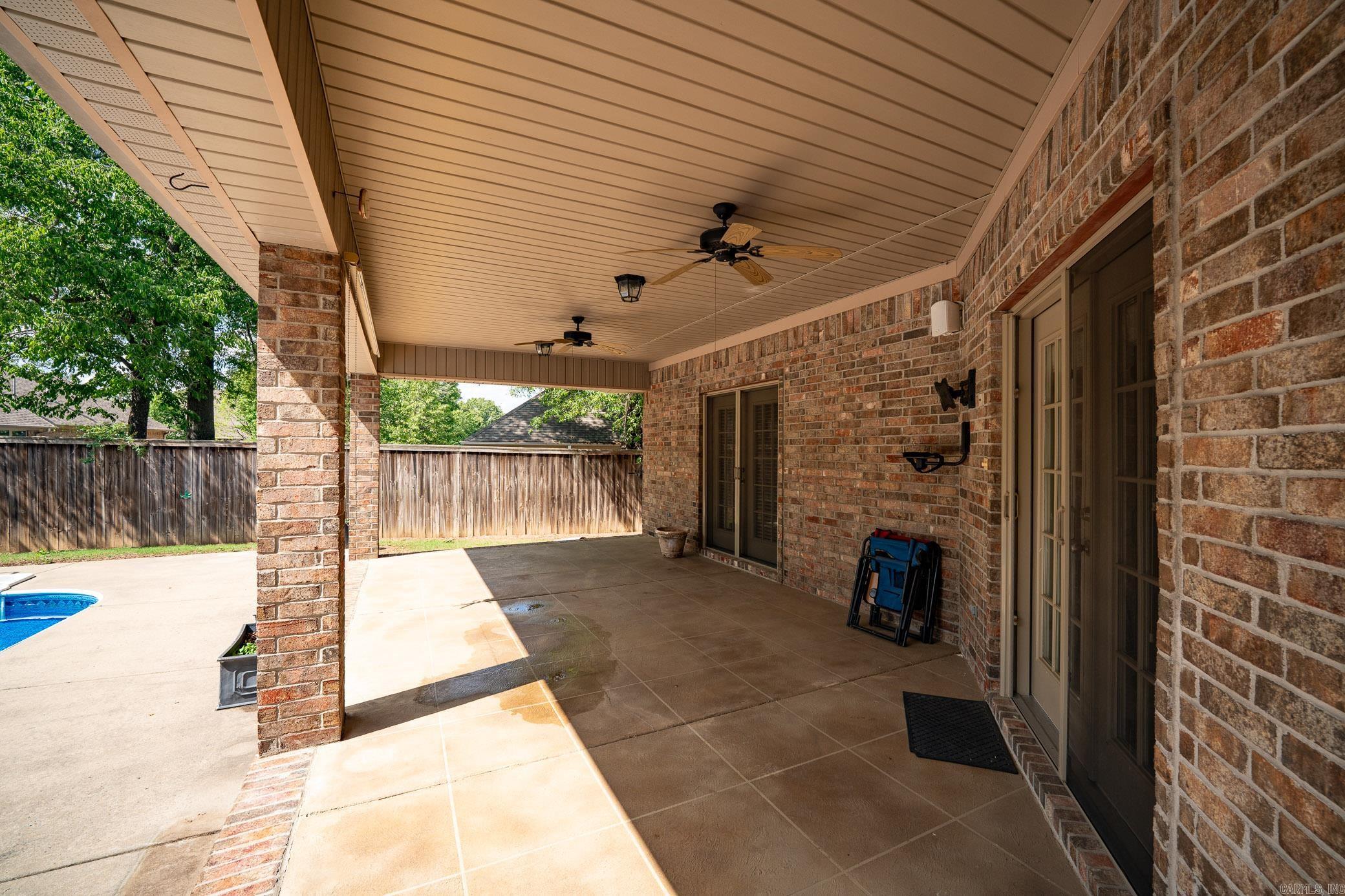 FIELDSTONE - Residential