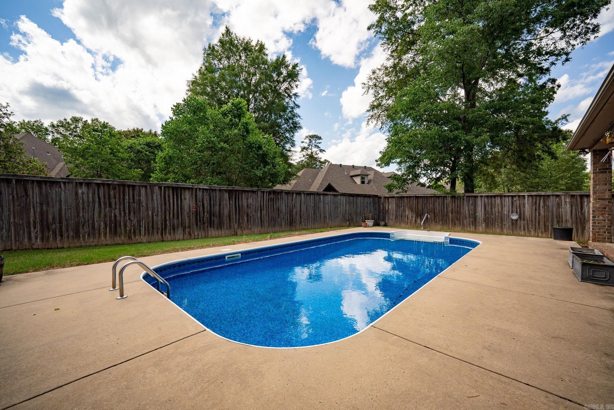 FIELDSTONE - Residential