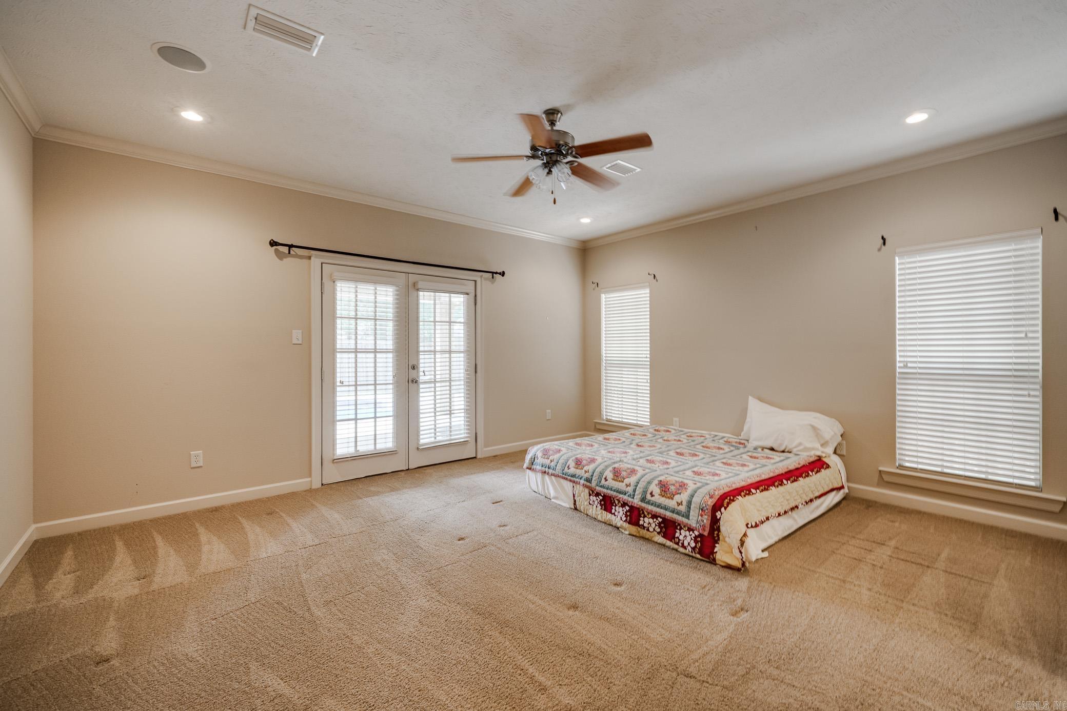 FIELDSTONE - Residential