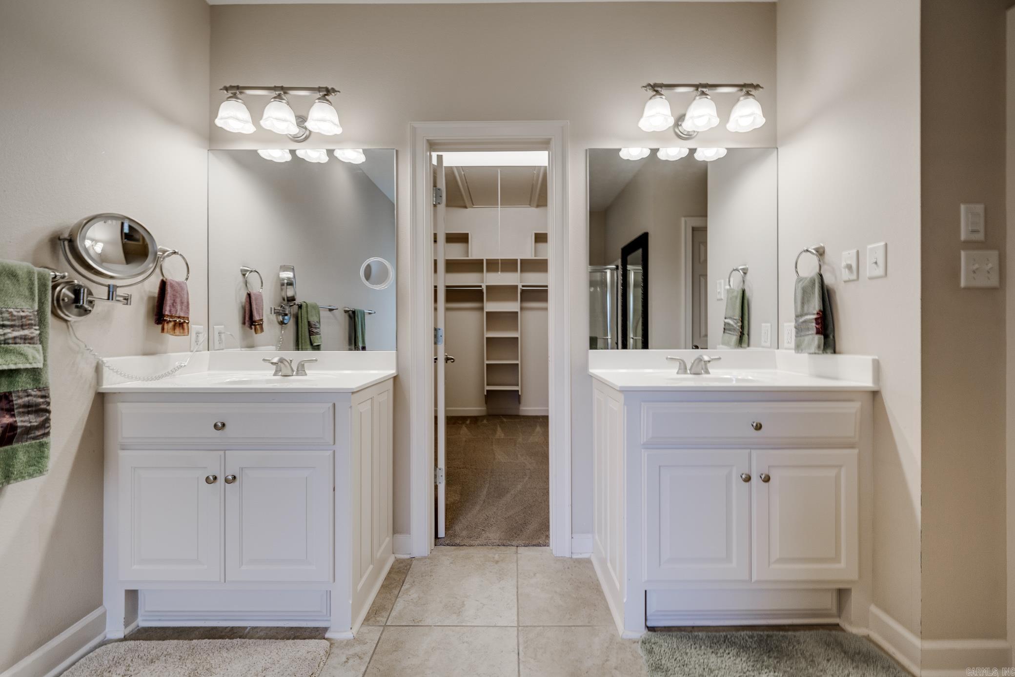 FIELDSTONE - Residential