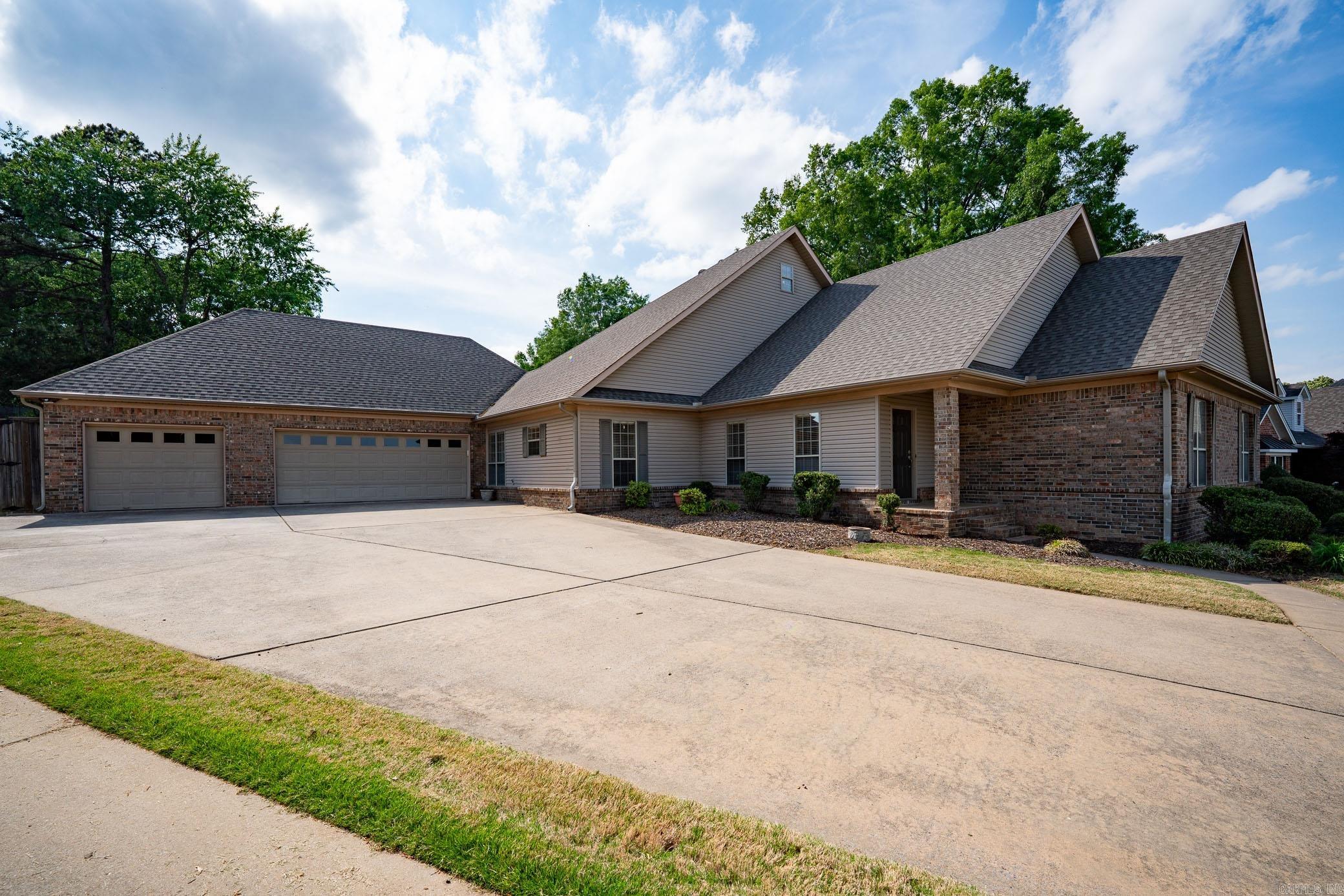 FIELDSTONE - Residential