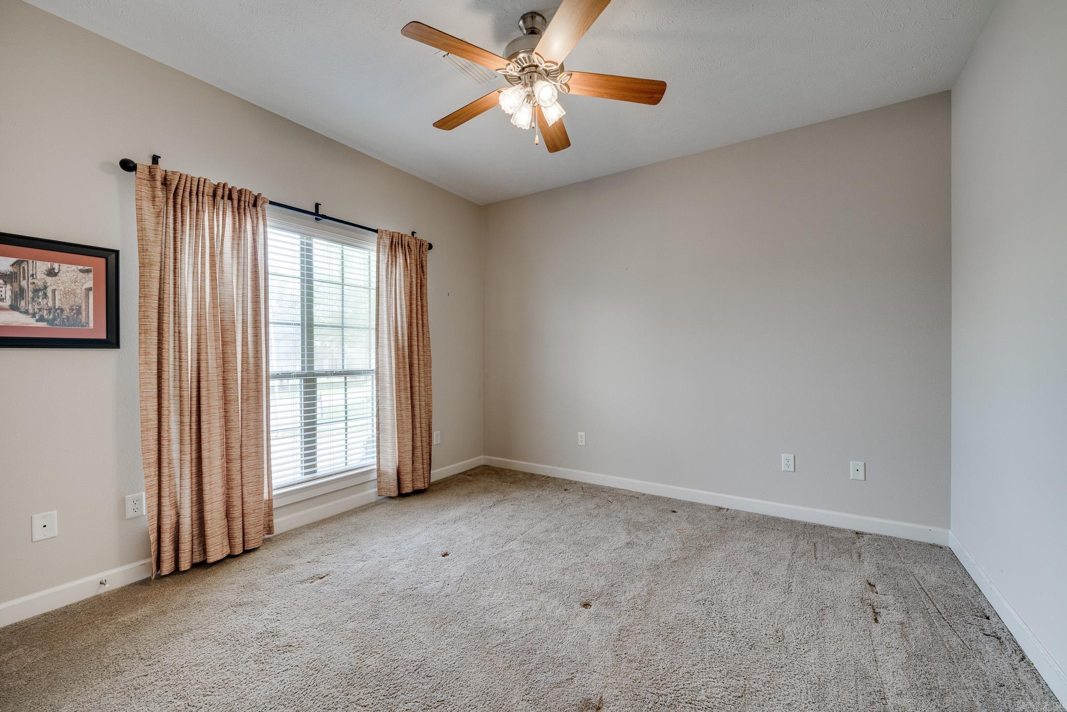 FIELDSTONE - Residential