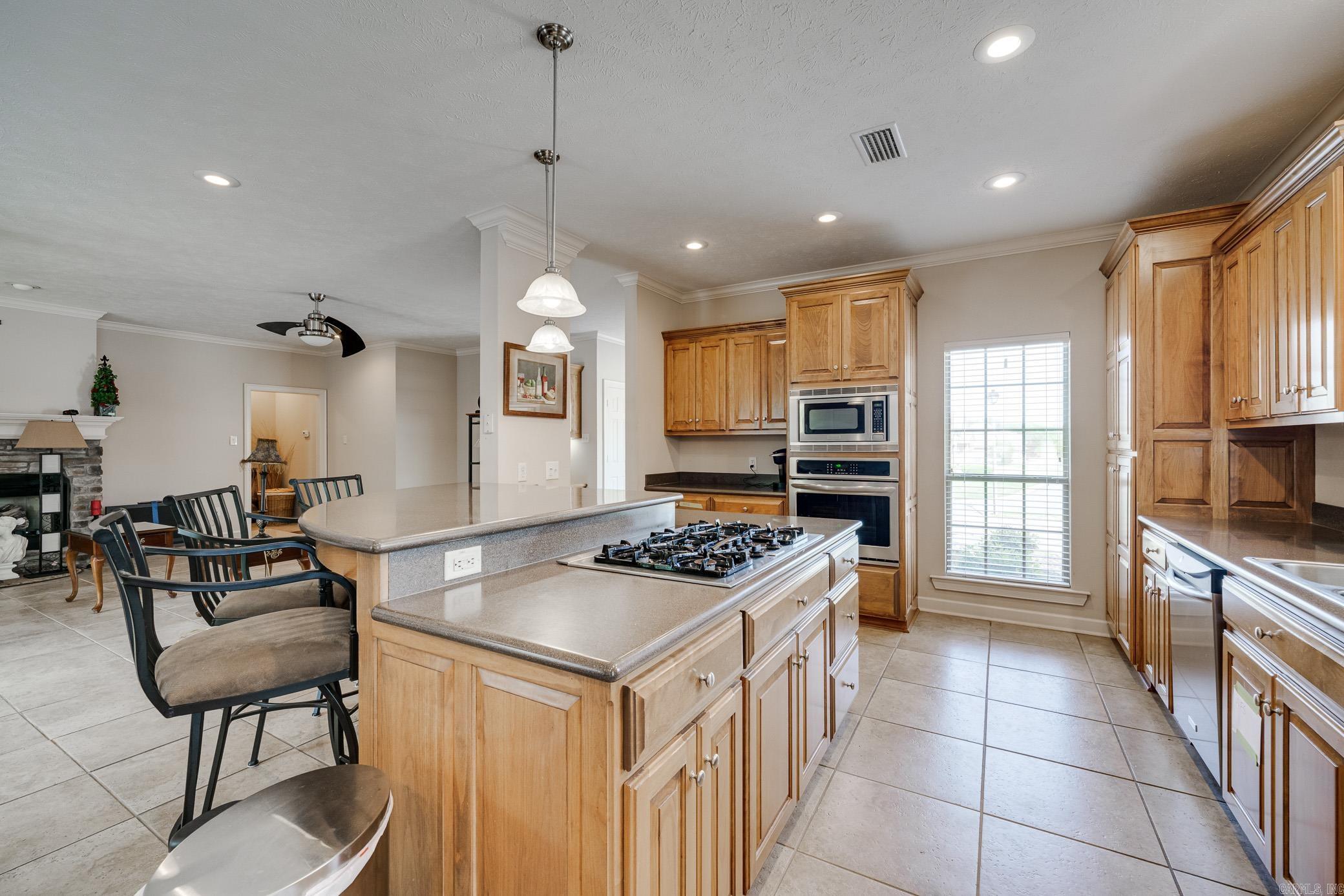 FIELDSTONE - Residential