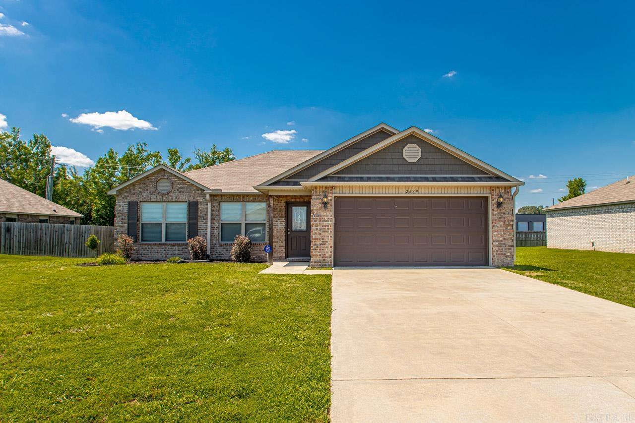 STONEHENGE PLACE - Residential