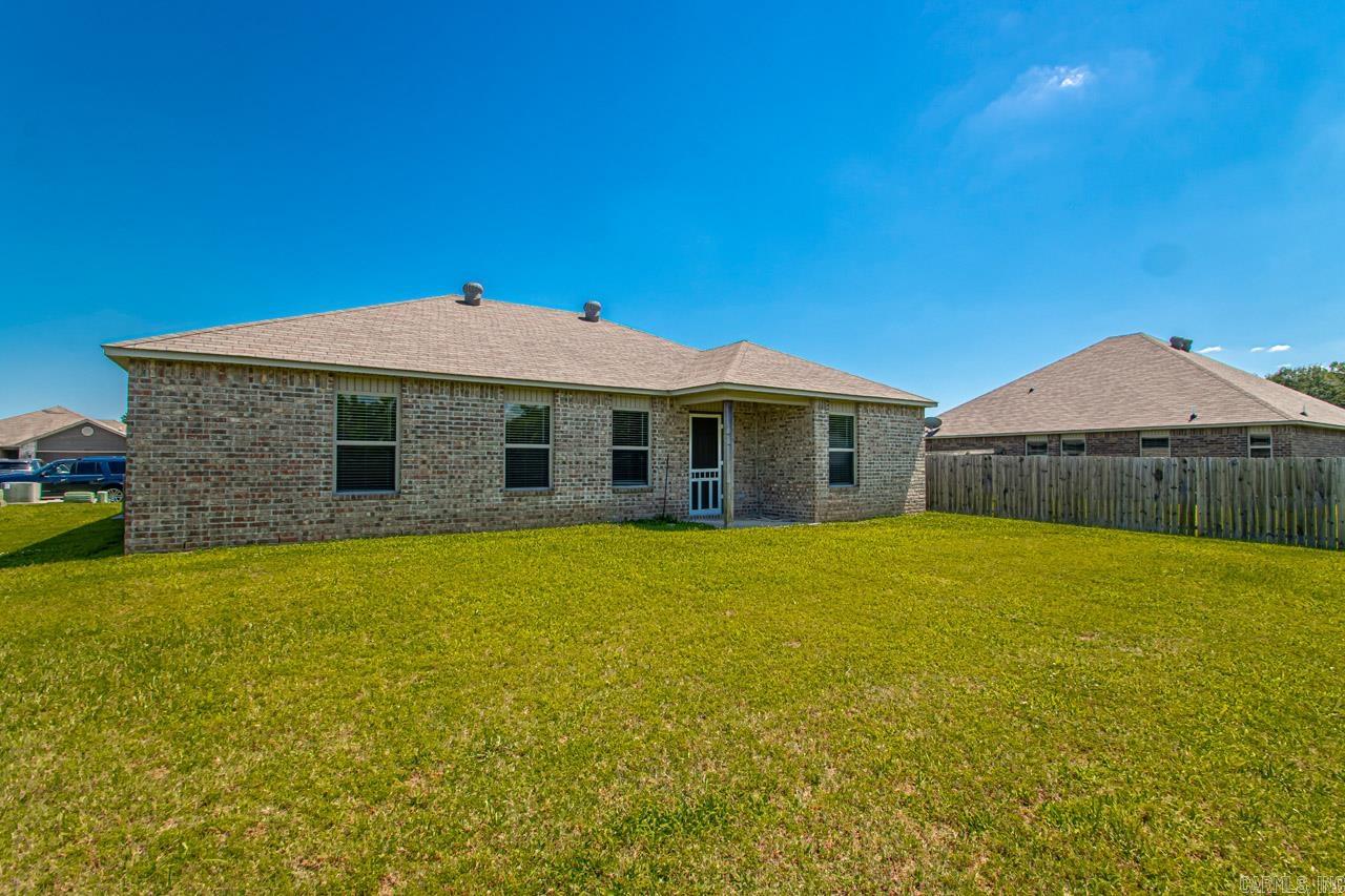 STONEHENGE PLACE - Residential