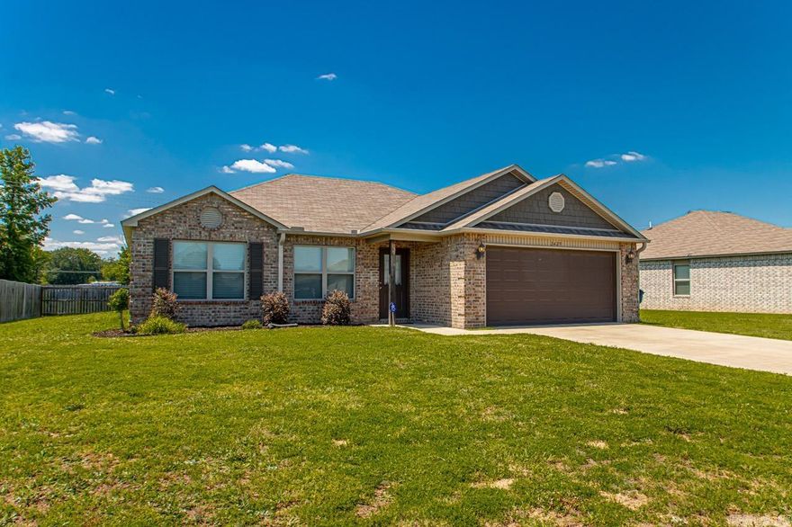 Adorable Tall Ceilings! Open concept! 3 bedroom 2 bath perfect home! Paint and new carpet 2 years old! Tall ceilings! Nice home! Gently lived in and well taken care of! Kitchen has a pantry! And the refrigerator stays! Lots of cabinets! Great location! Come see today! Feels like home when you walk in the door! No property disclosure will be provided.