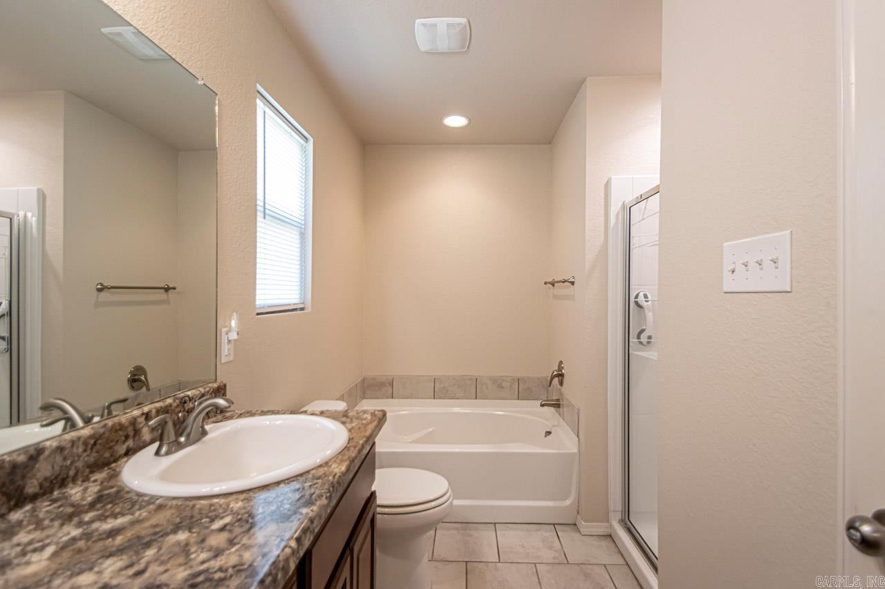 STONEHENGE PLACE - Residential