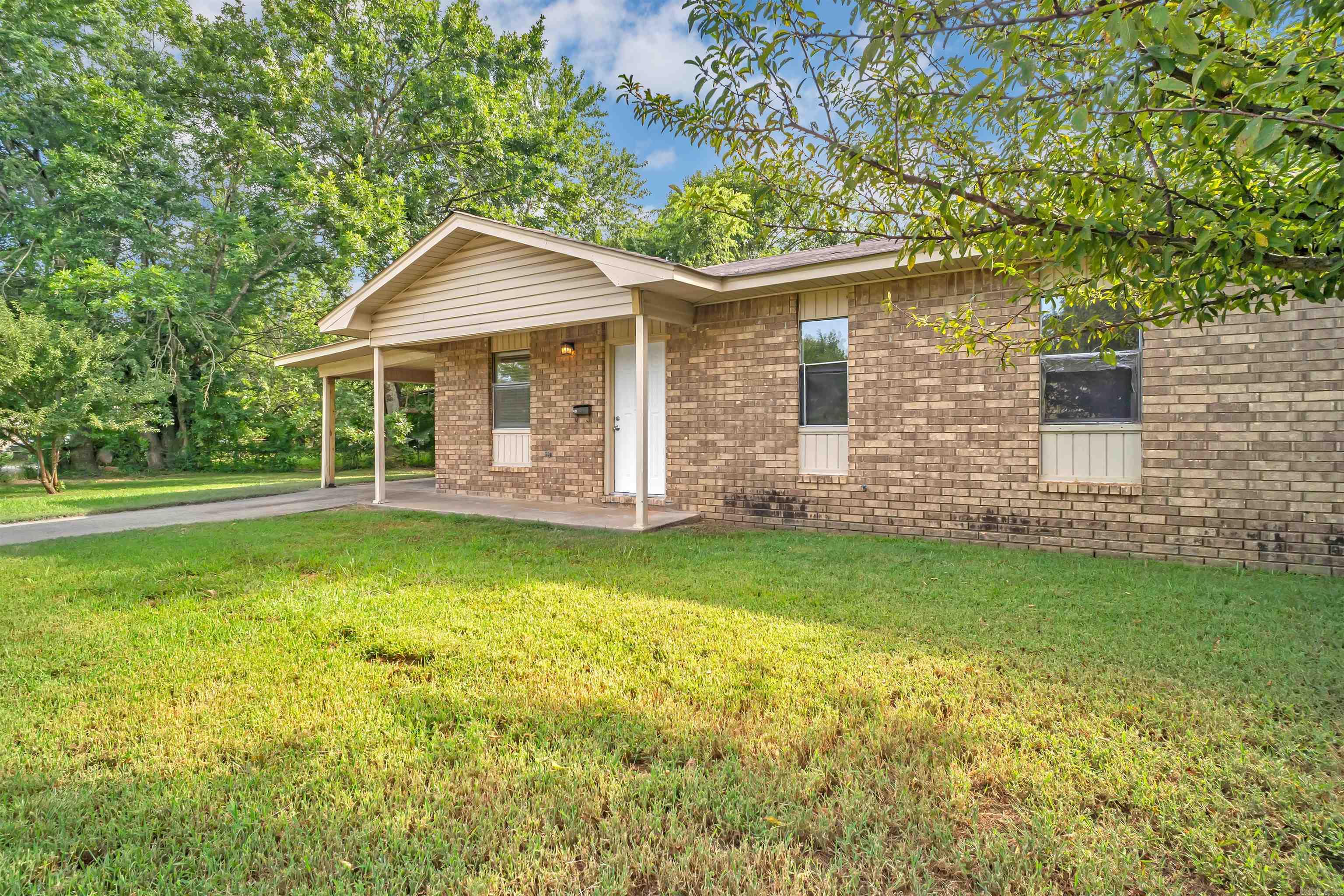 BROWNS - Residential