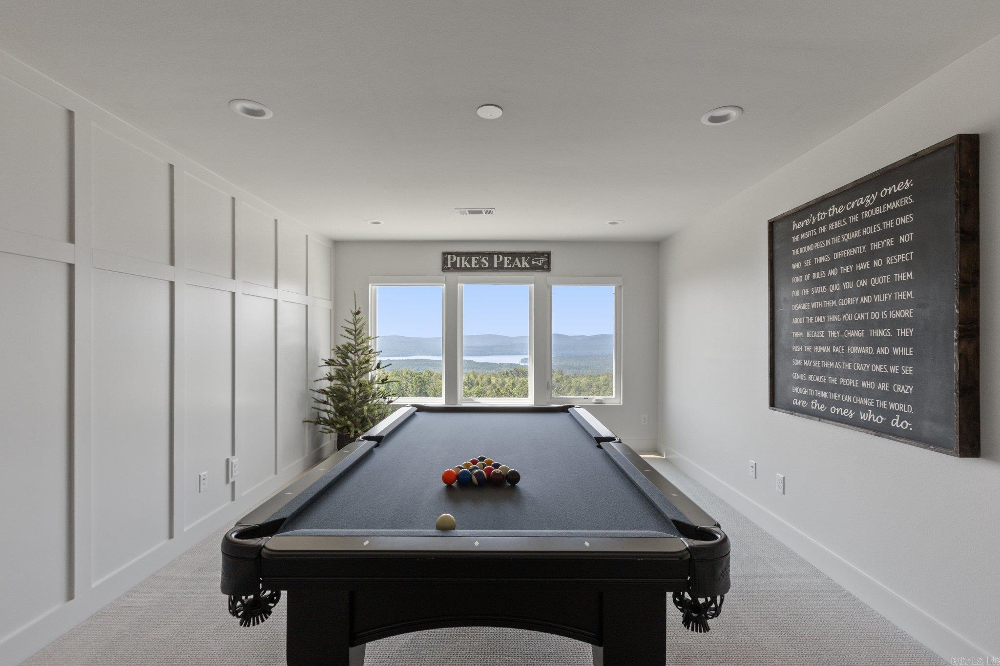 LAKEVIEW WEST - Residential