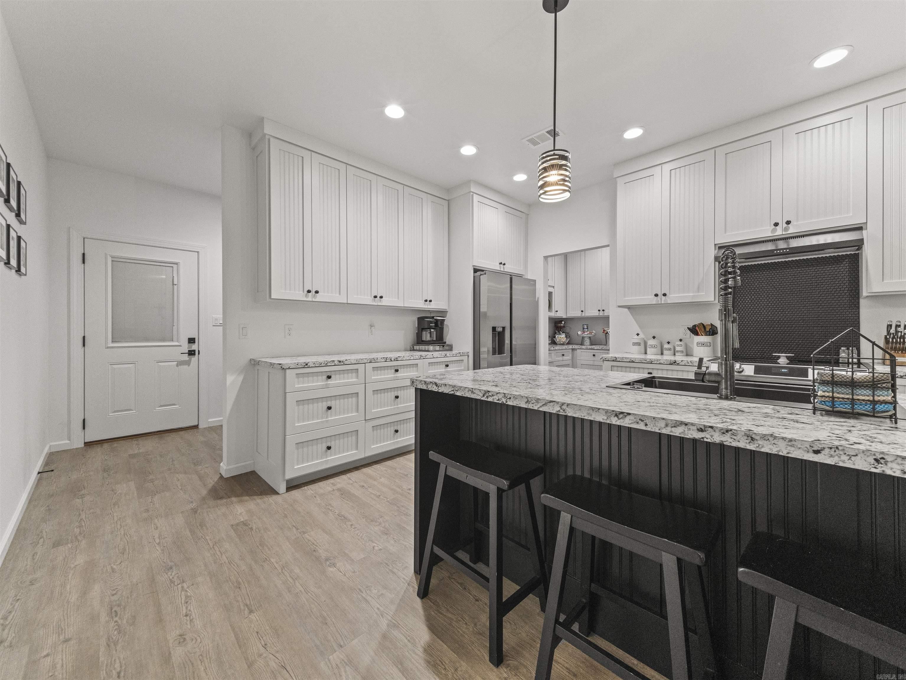 UNPLATTED ACREAGE - Residential