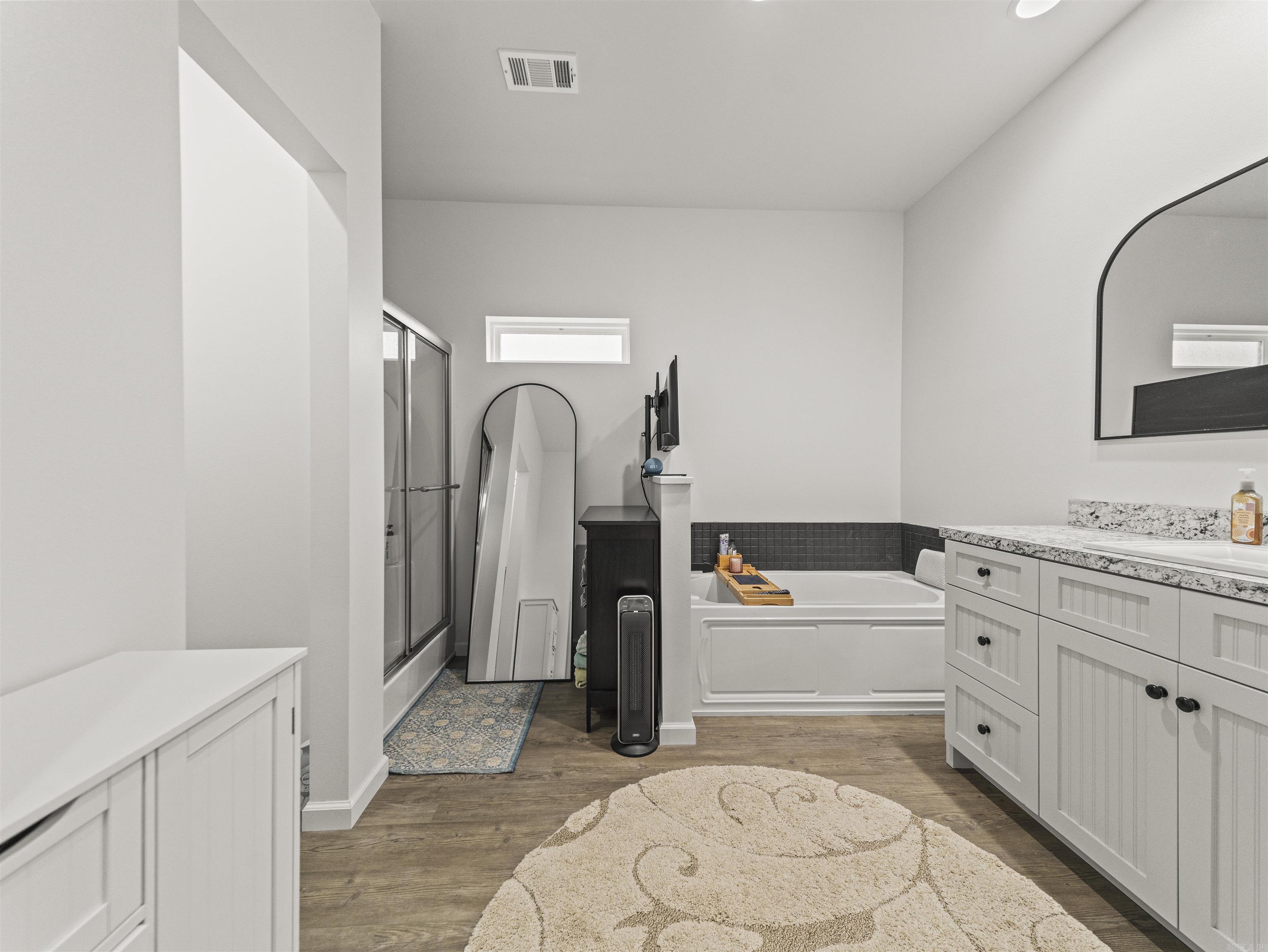 UNPLATTED ACREAGE - Residential