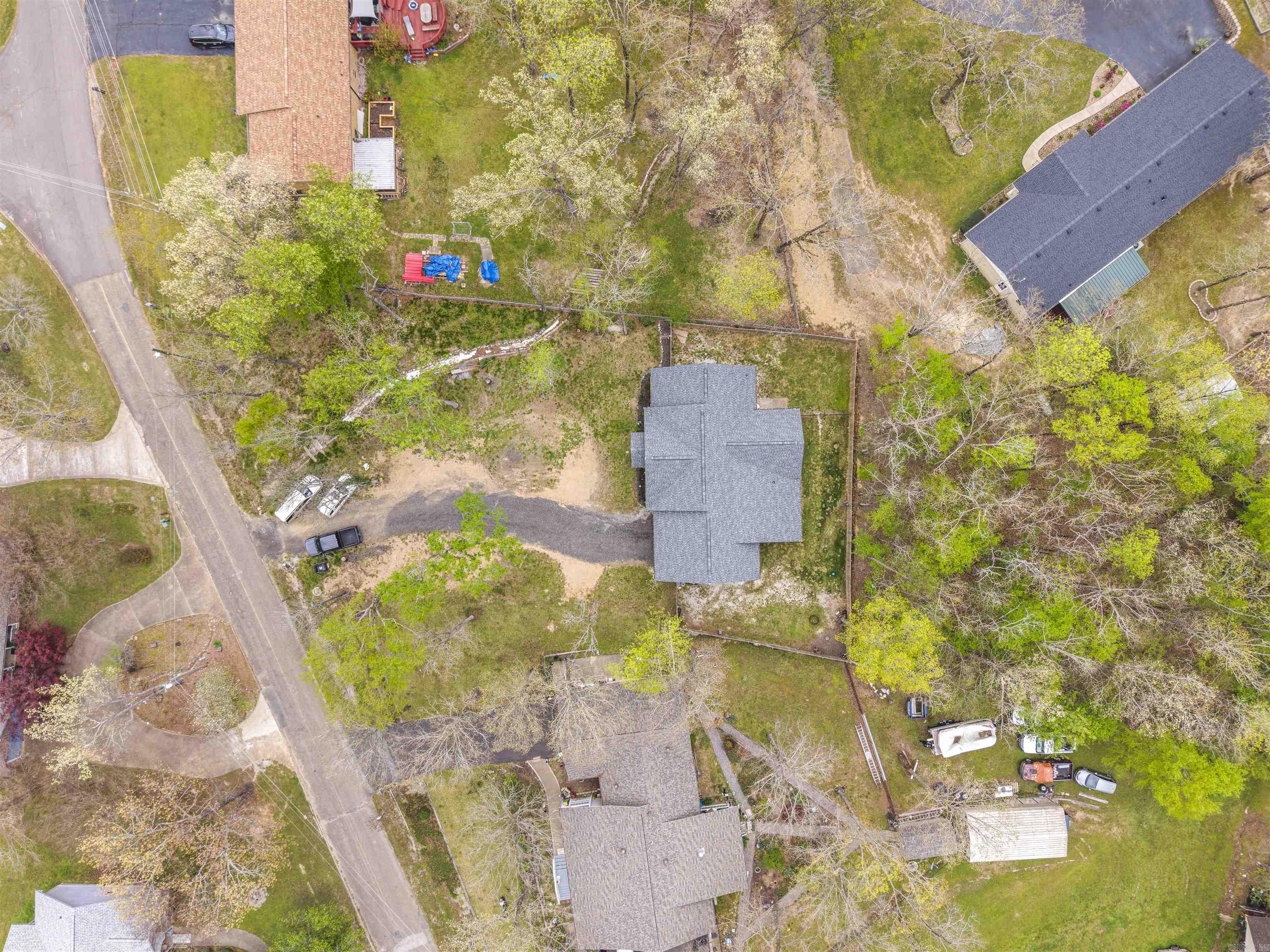 UNPLATTED ACREAGE - Residential