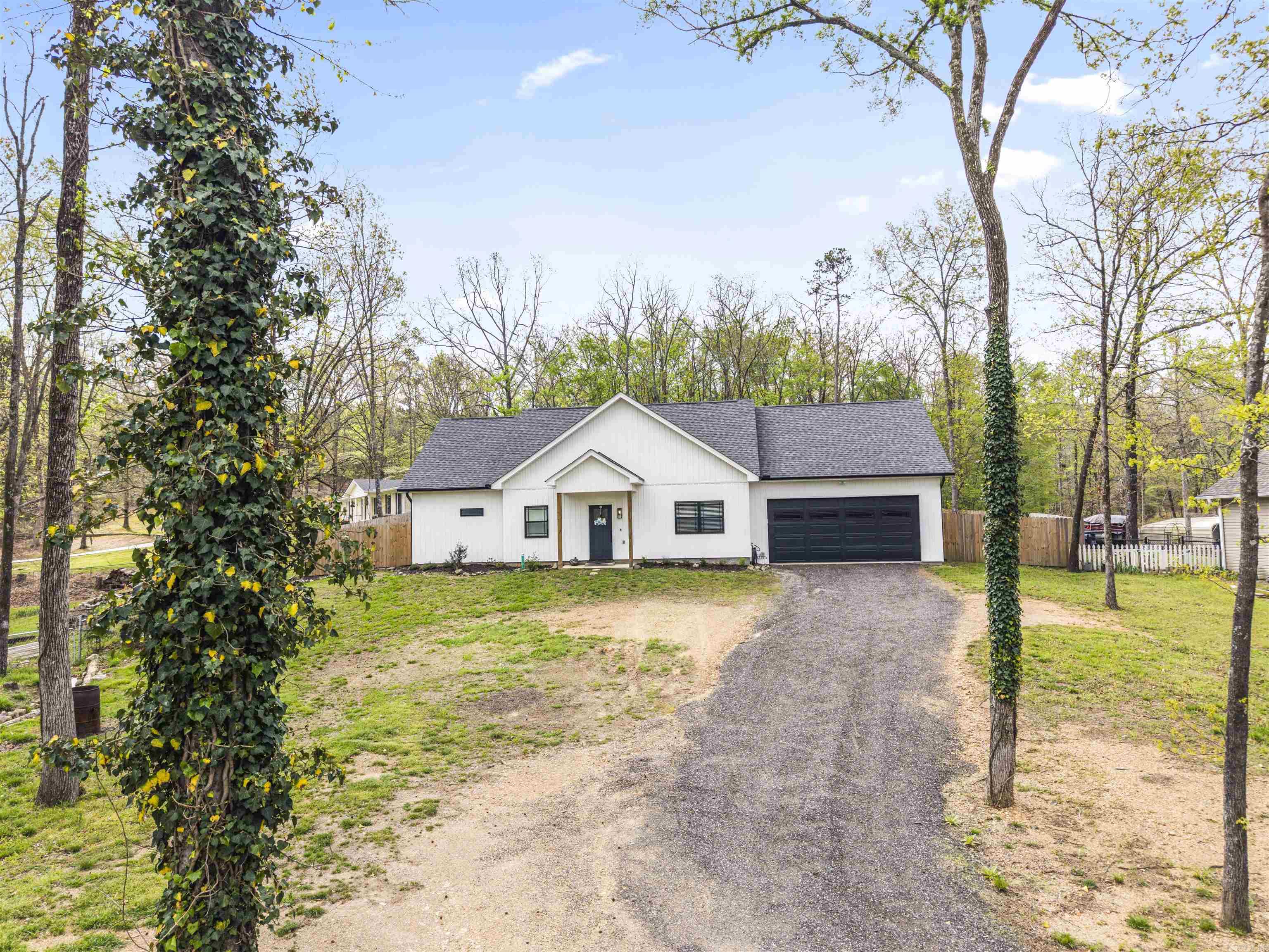 UNPLATTED ACREAGE - Residential