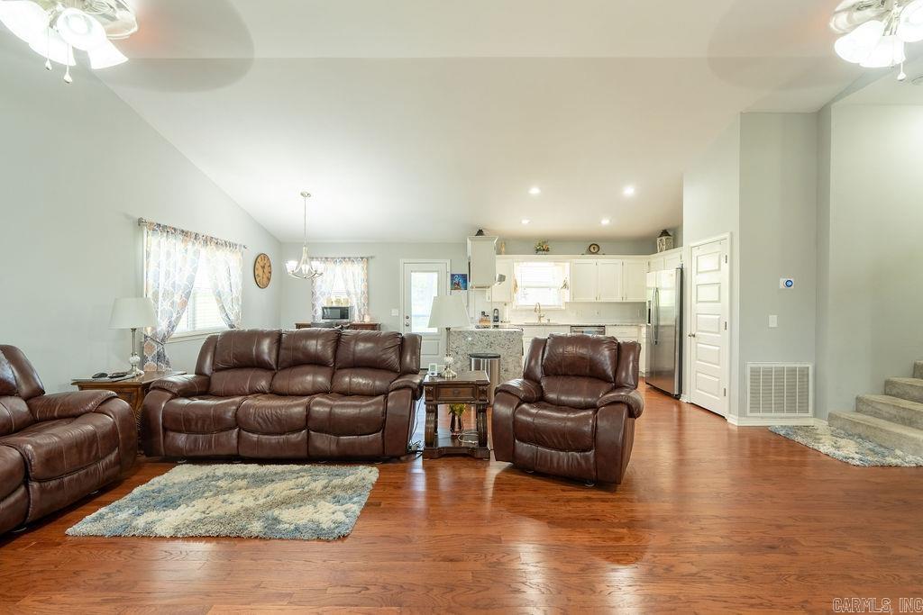 CEDAR GLADES - Residential