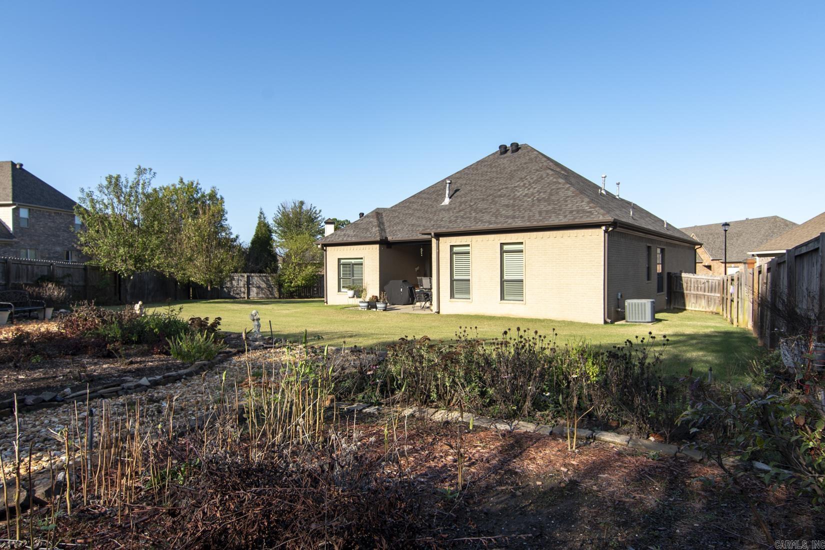 THE GARDEN AT VALLEY FALLS - Residential