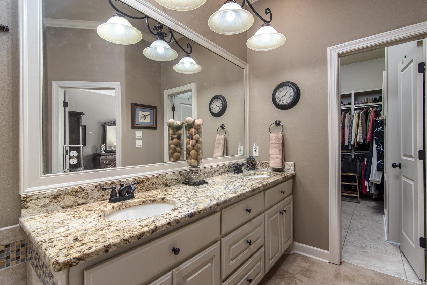 THE GARDEN AT VALLEY FALLS - Residential