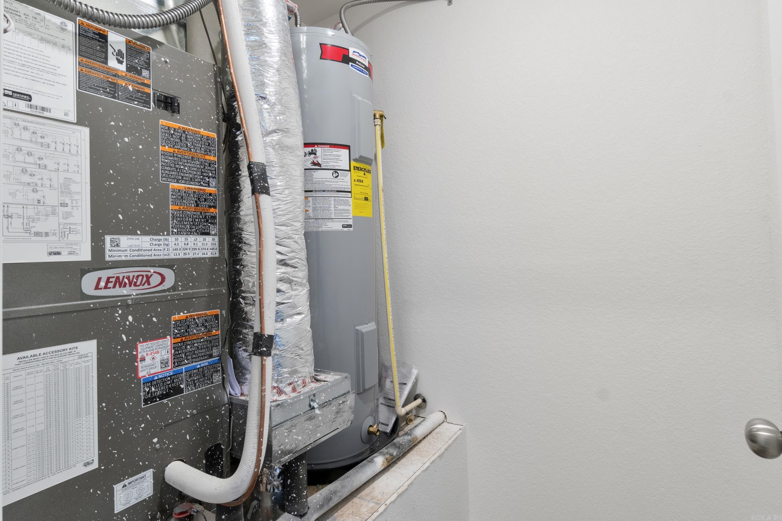 WHITE OAK CROSSING - Residential