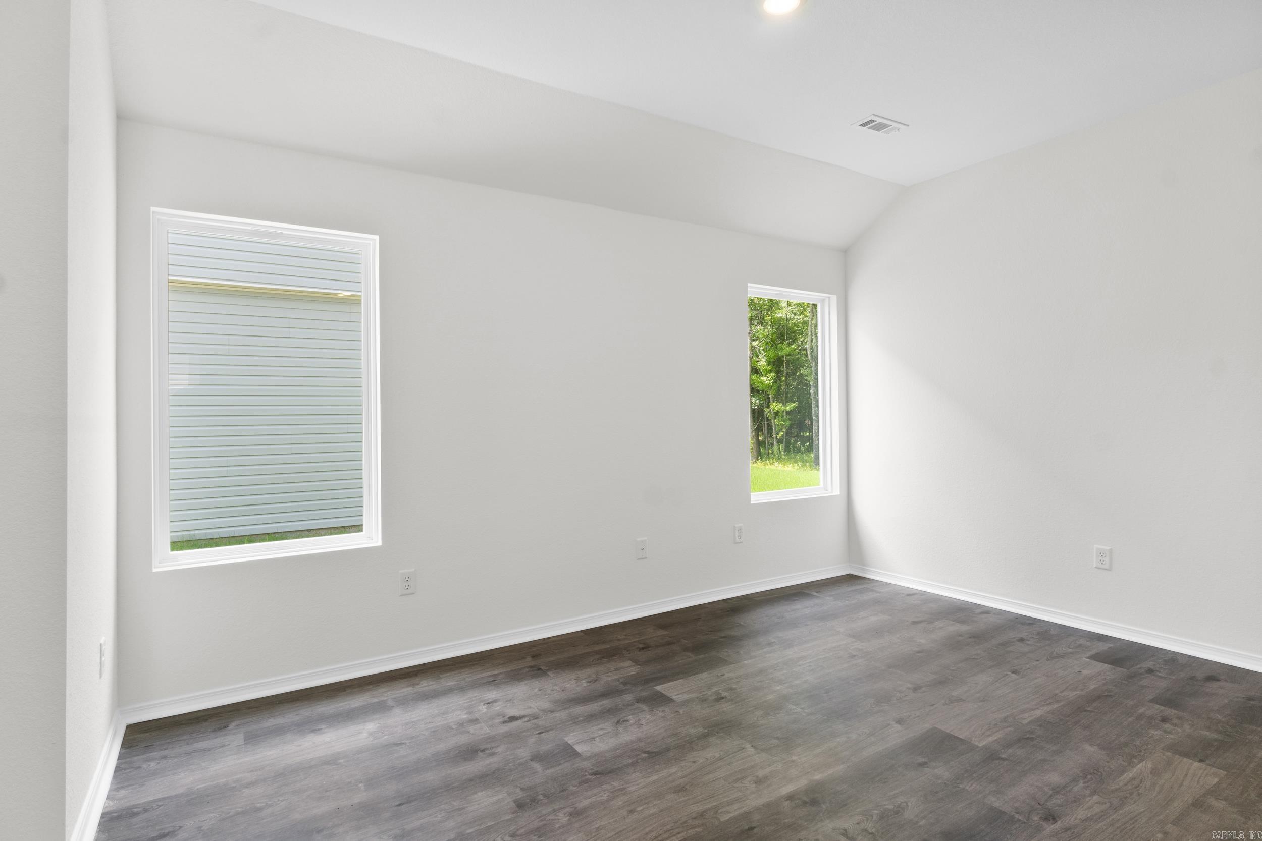 WHITE OAK CROSSING - Residential