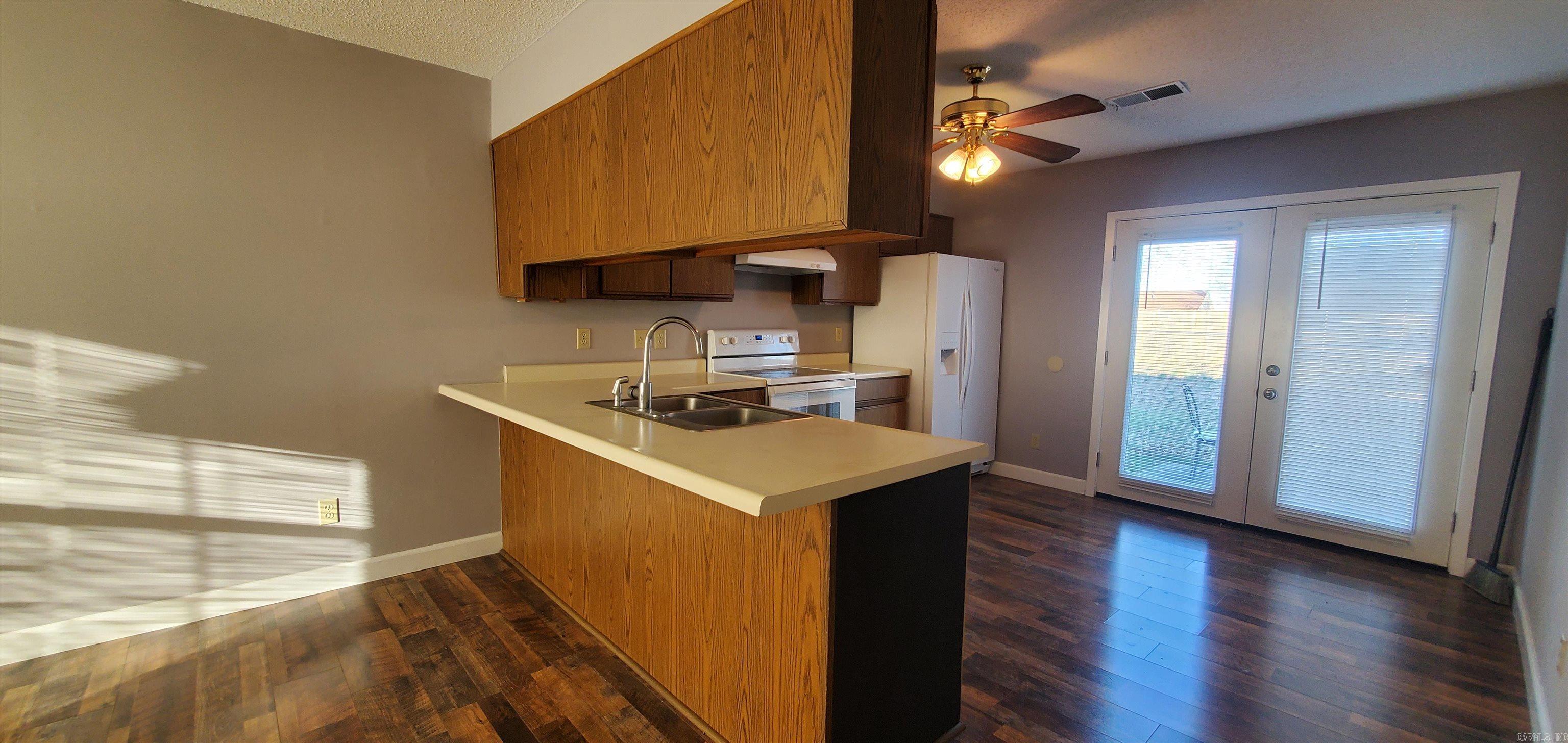 Woodfield - Residential Lease