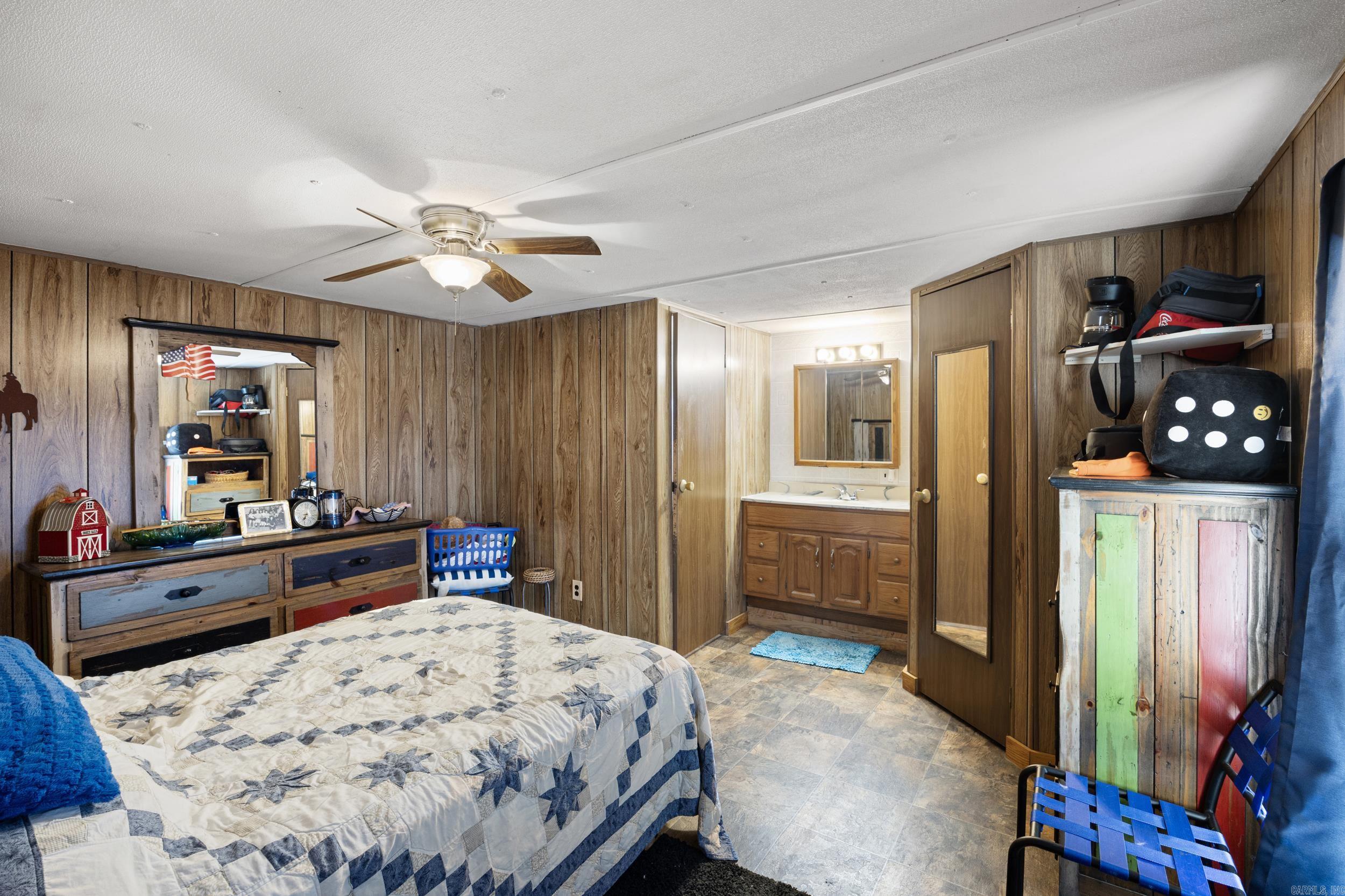 Metes & Bounds - Farm