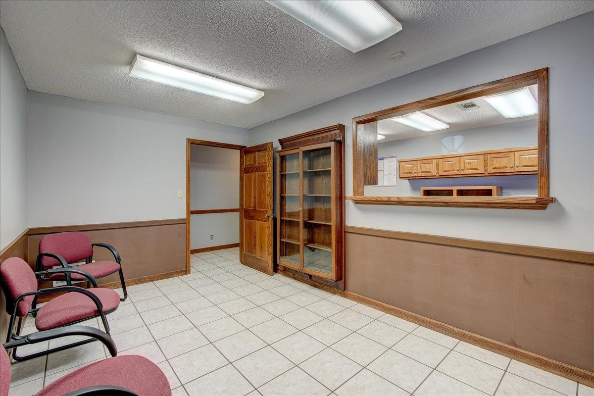 South Hot Springs - Commercial Sale