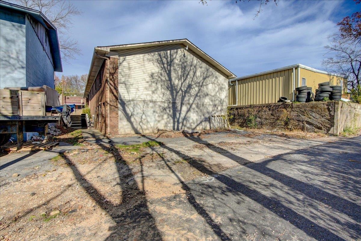 South Hot Springs - Commercial Sale