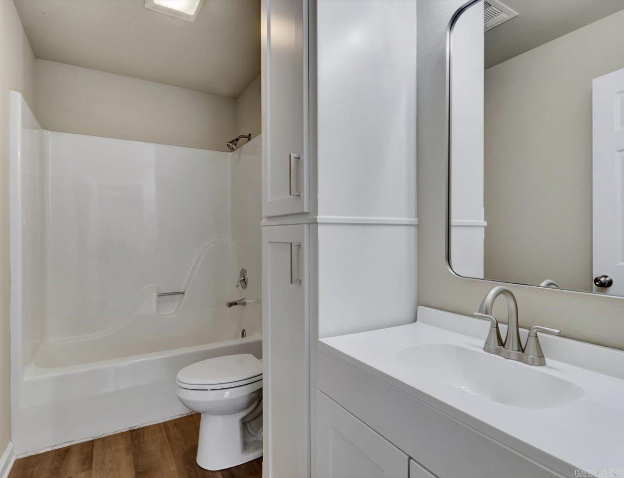 DIAMONDHEAD Q - Residential