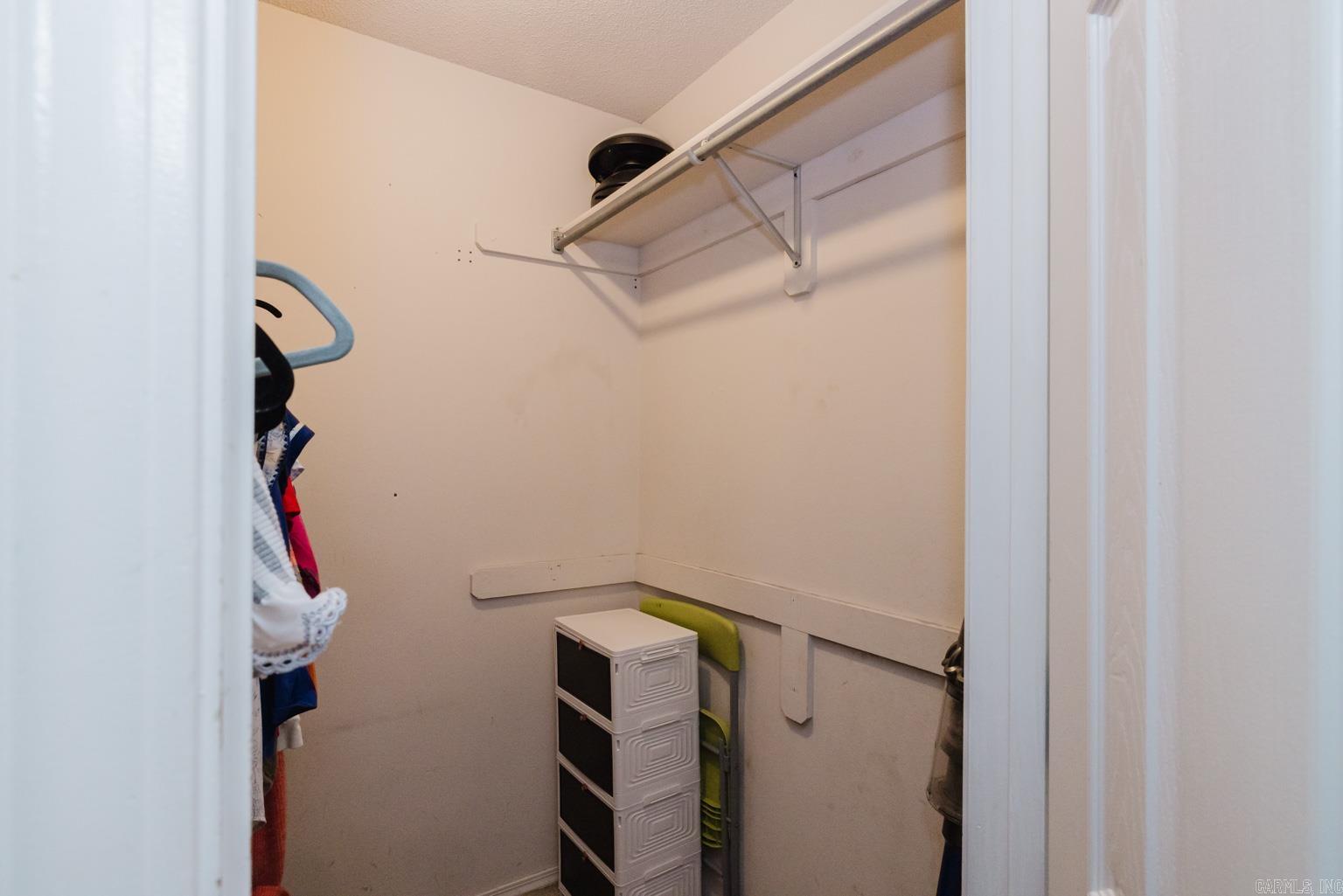 BRYANT MEADOWS - Residential