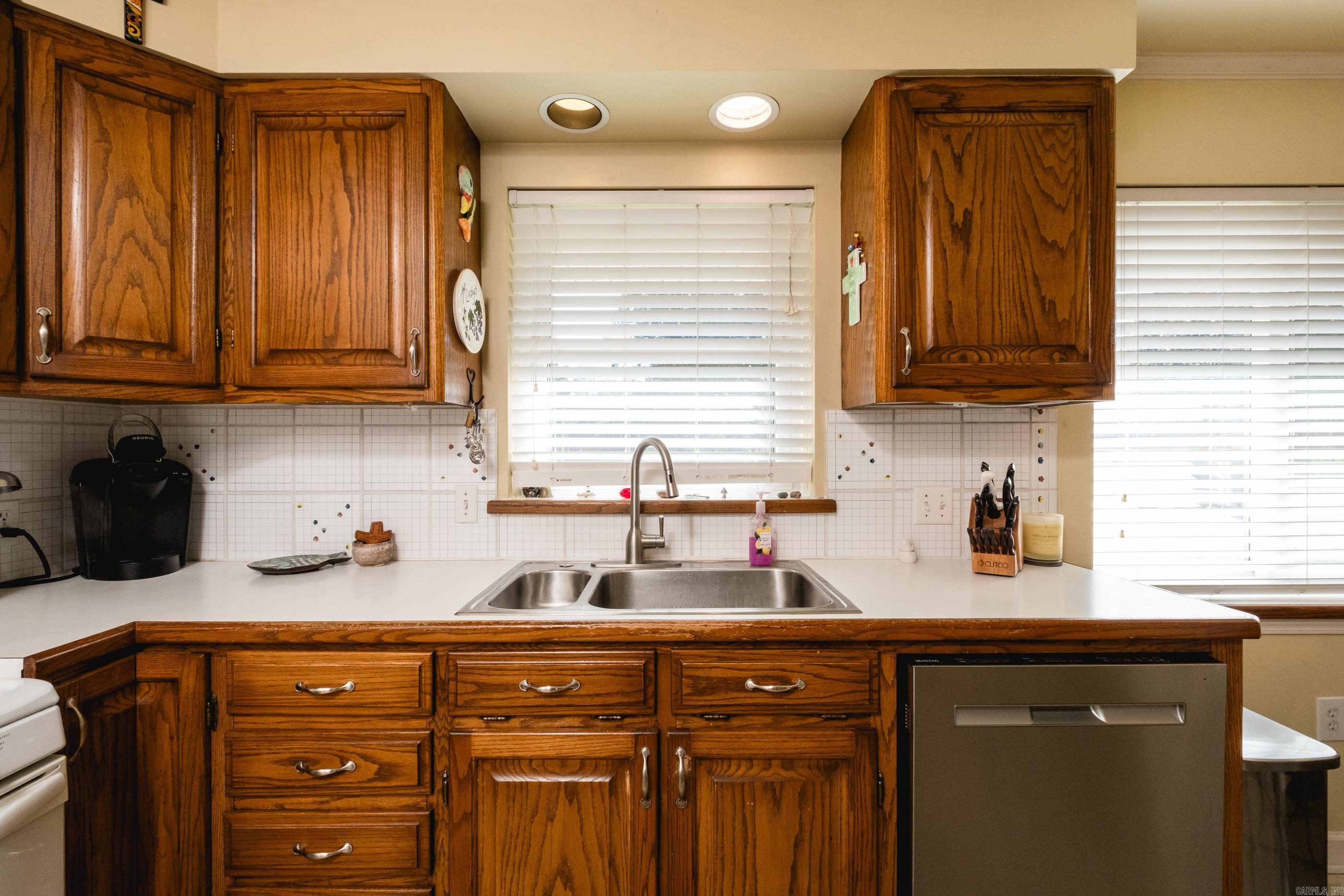KINGWOOD PLACE - Residential