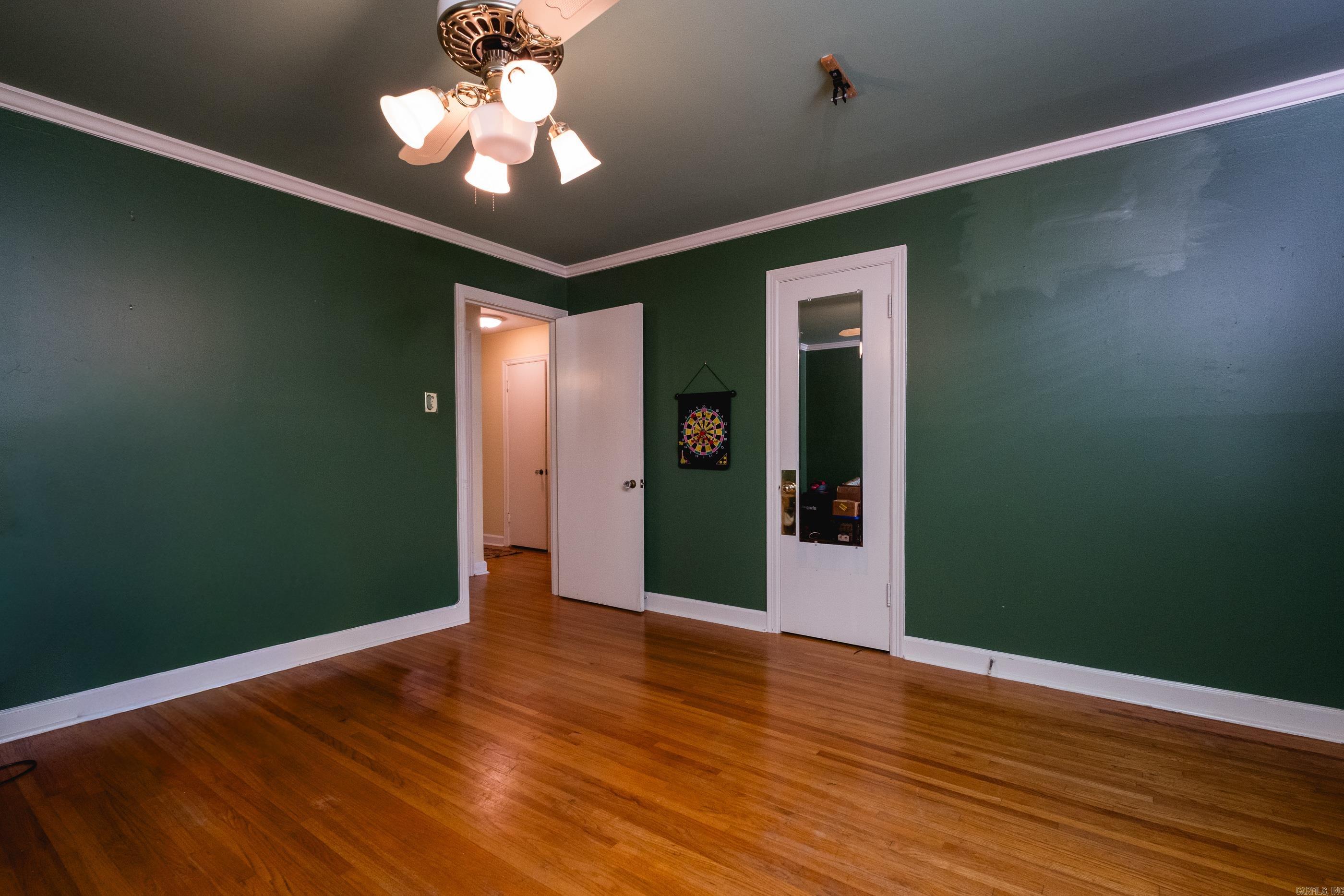 KINGWOOD PLACE - Residential
