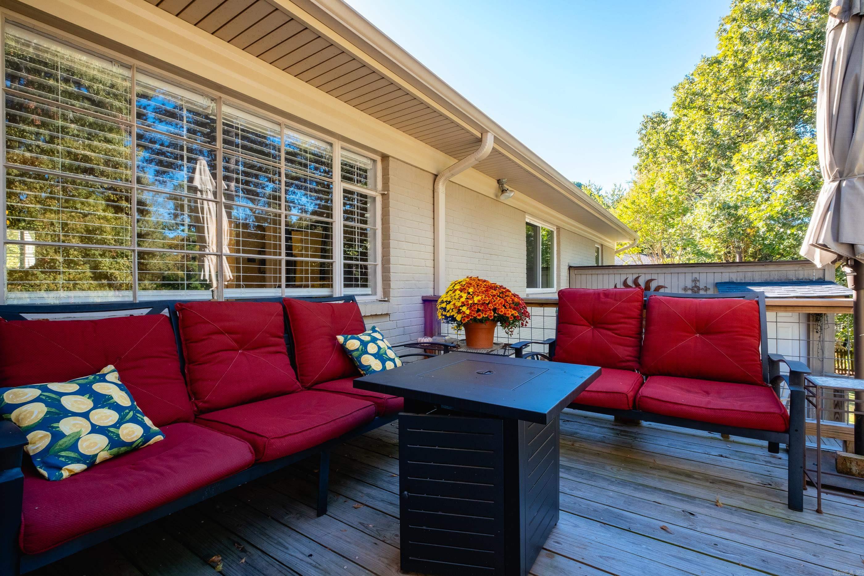 KINGWOOD PLACE - Residential