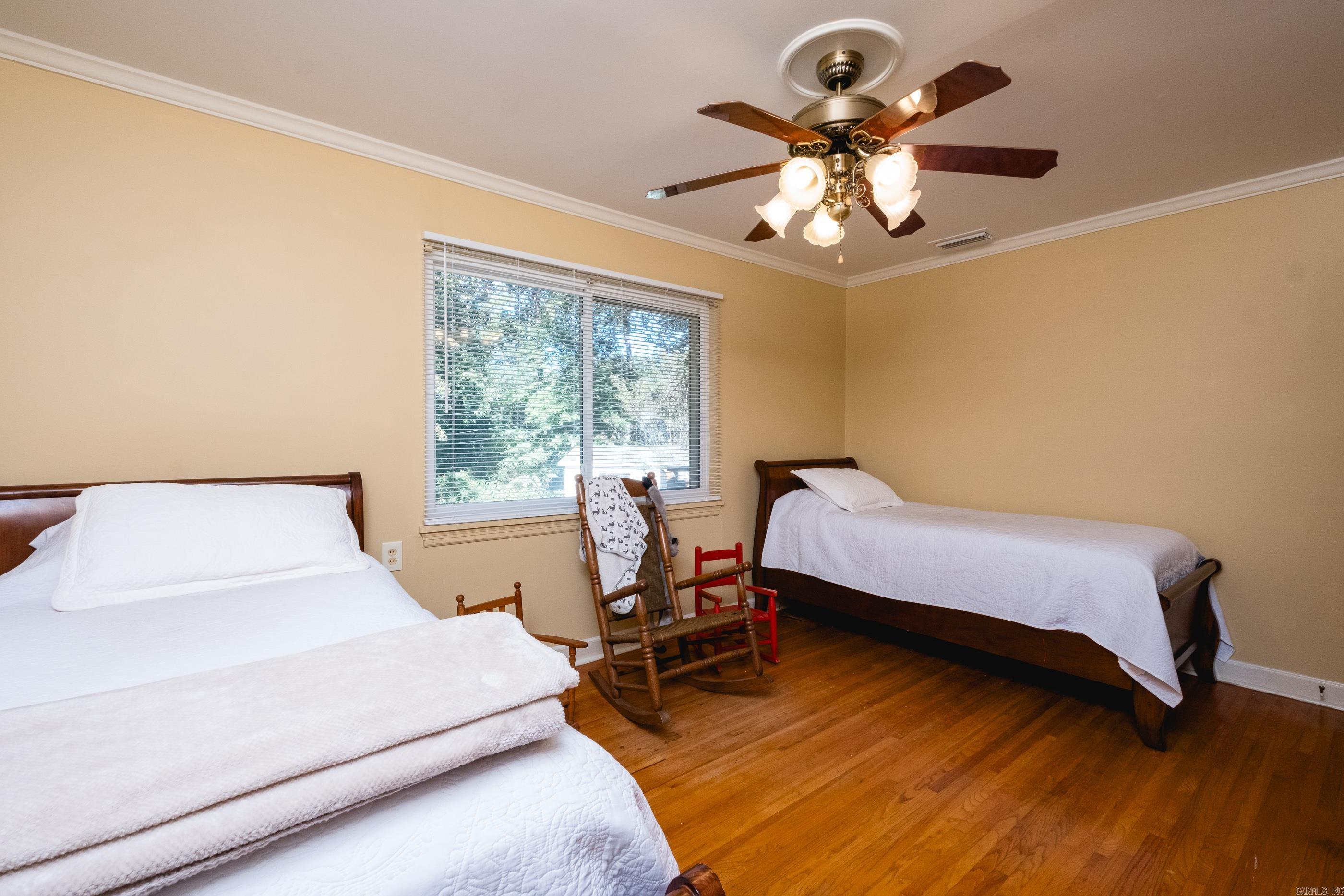 KINGWOOD PLACE - Residential