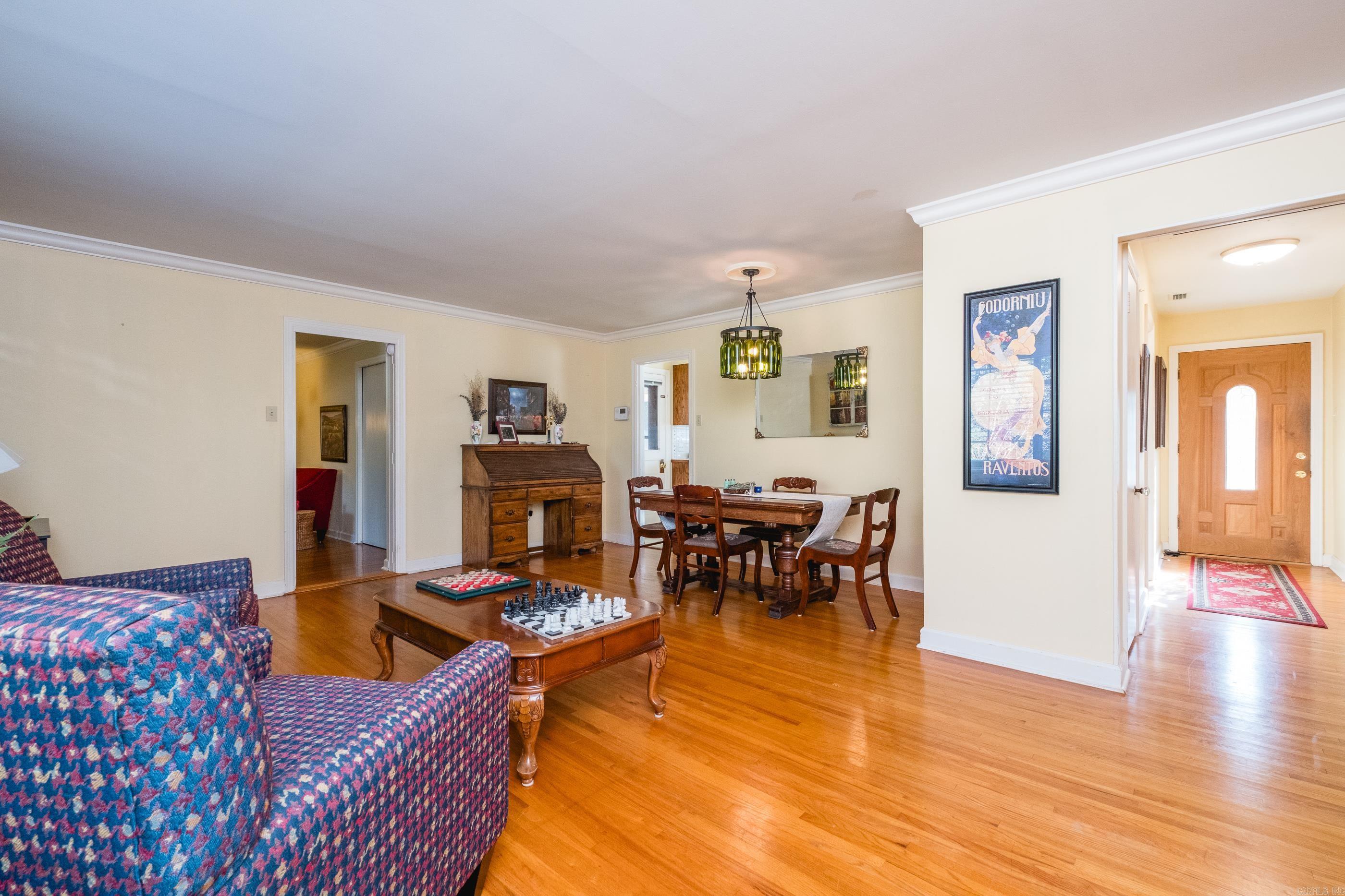 KINGWOOD PLACE - Residential