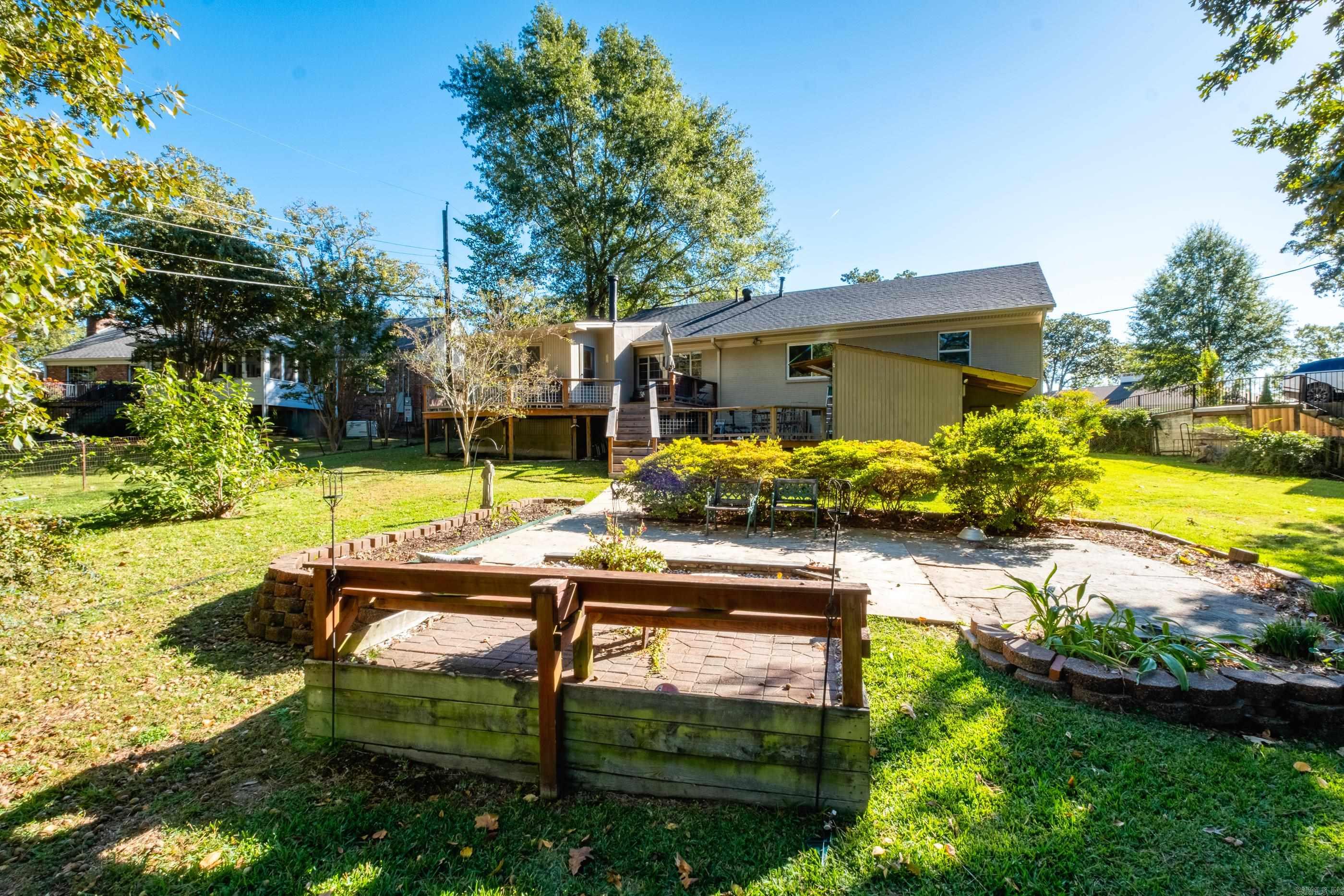 KINGWOOD PLACE - Residential