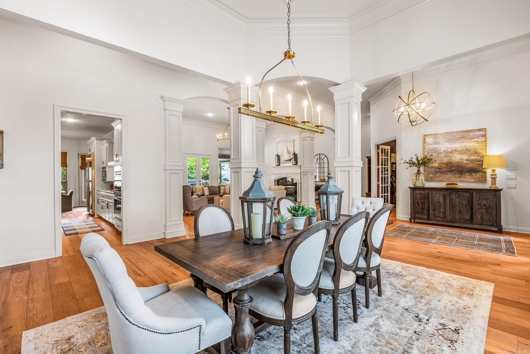 Falcon Crest - Residential