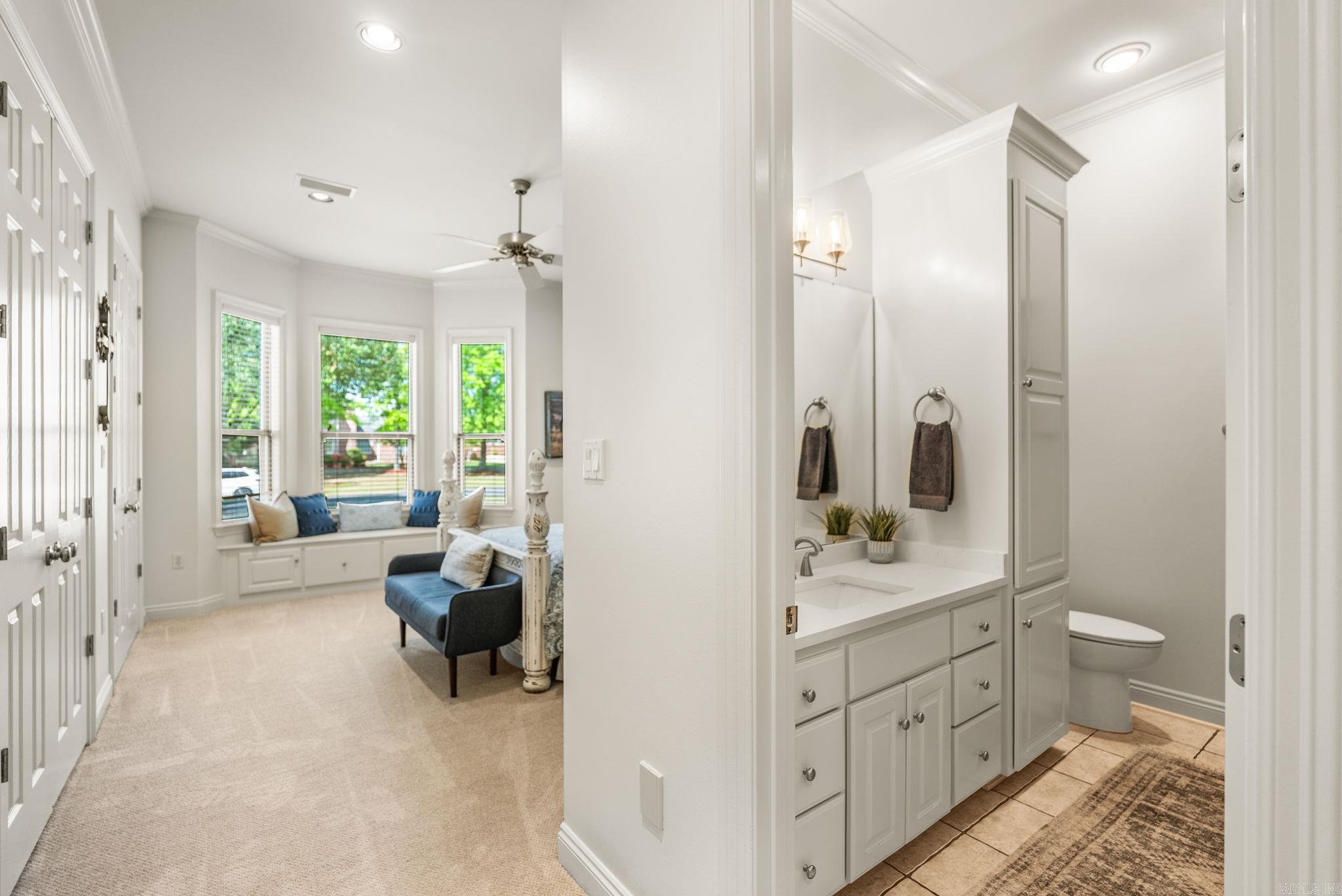 Falcon Crest - Residential