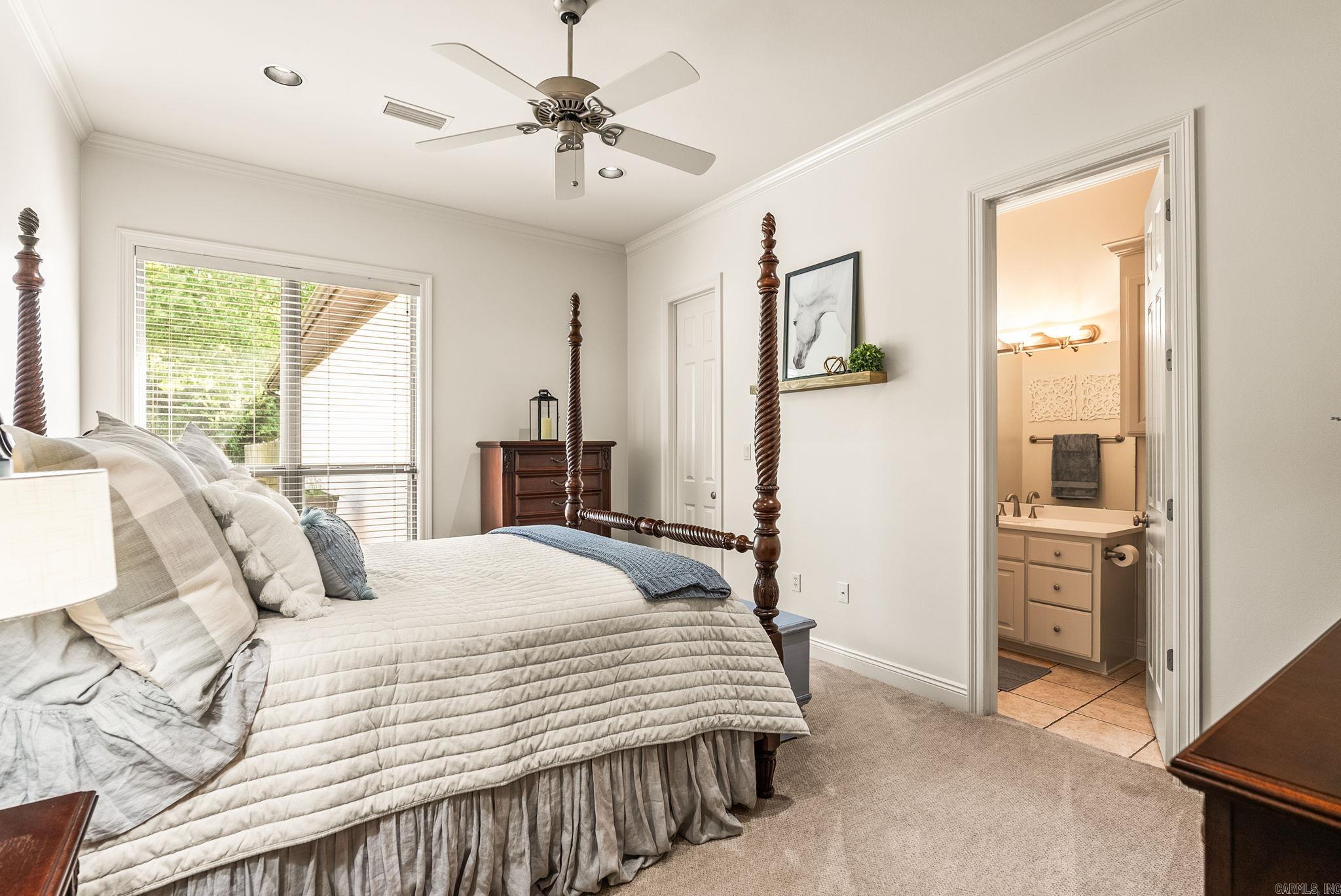 Falcon Crest - Residential