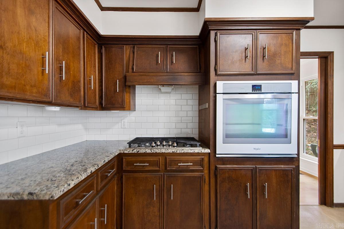 LEAWOOD MTN - Residential