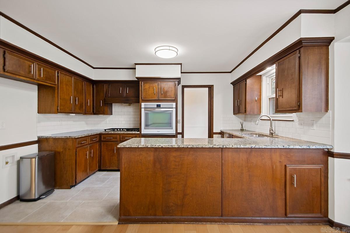 LEAWOOD MTN - Residential